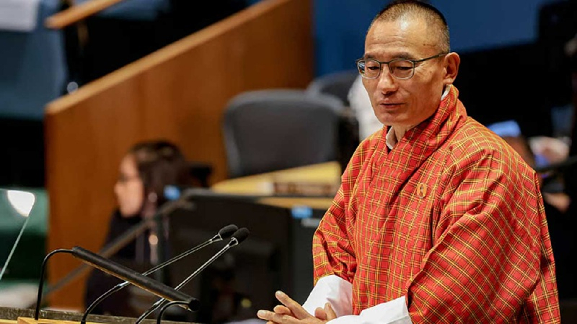 ঢাকায় ভুটানের প্রধানমন্ত্রী