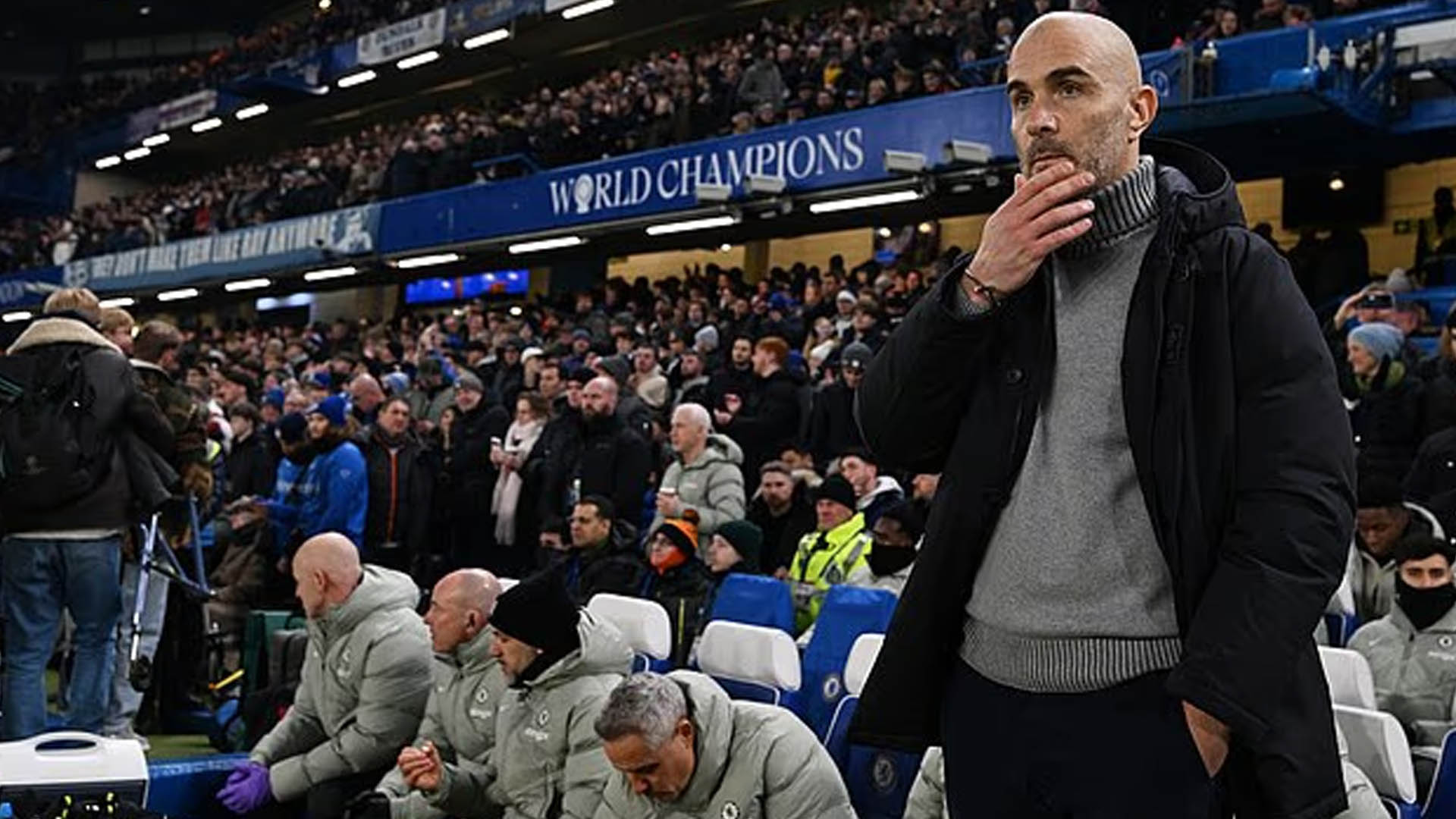 চাকরি হারানোর শঙ্কায় চেলসির কোচ