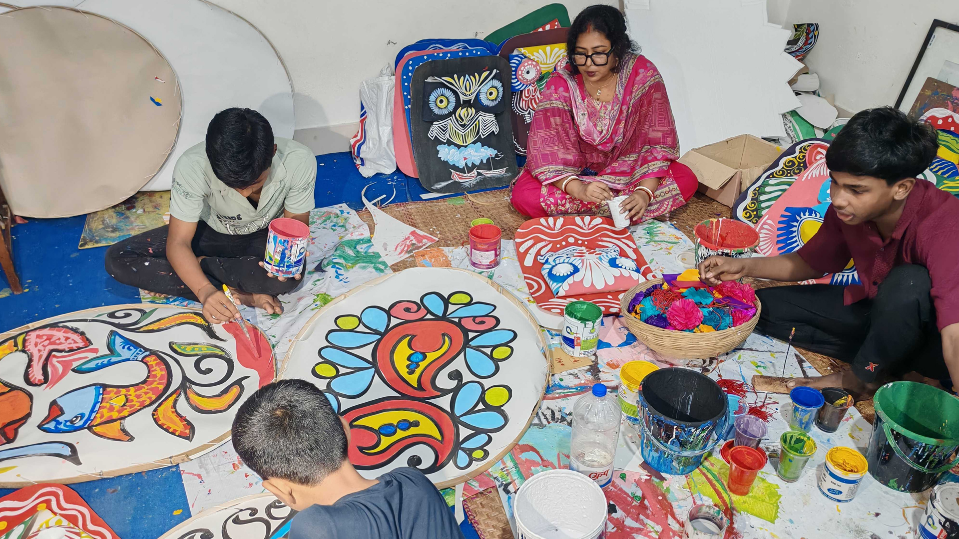 বাংলা নববর্ষ বরণে বরিশালে চলছে শেষ মুহূর্তের প্রস্তুতি