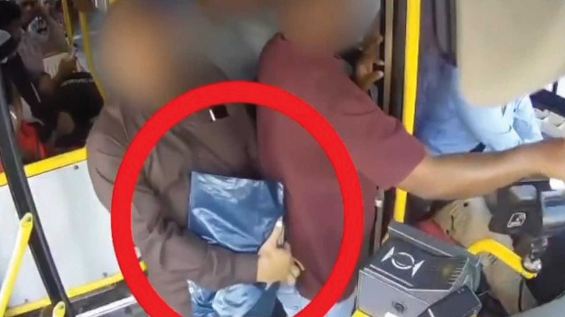 কুয়েতে বাসে ডাকাতির অভিযোগে ৩ বাংলাদেশি গ্রেফতার