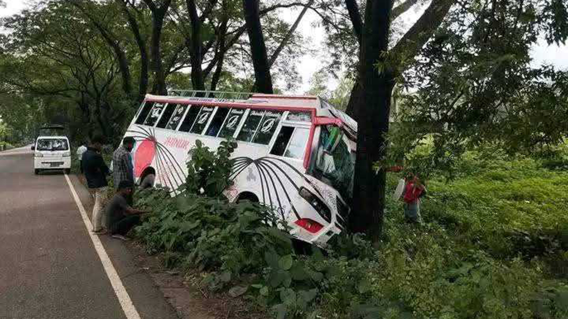 জুলাই মাসে সড়ক ঝরল ৪১৮ প্রাণ, আহত ৮৫৬: রোড সেফটি