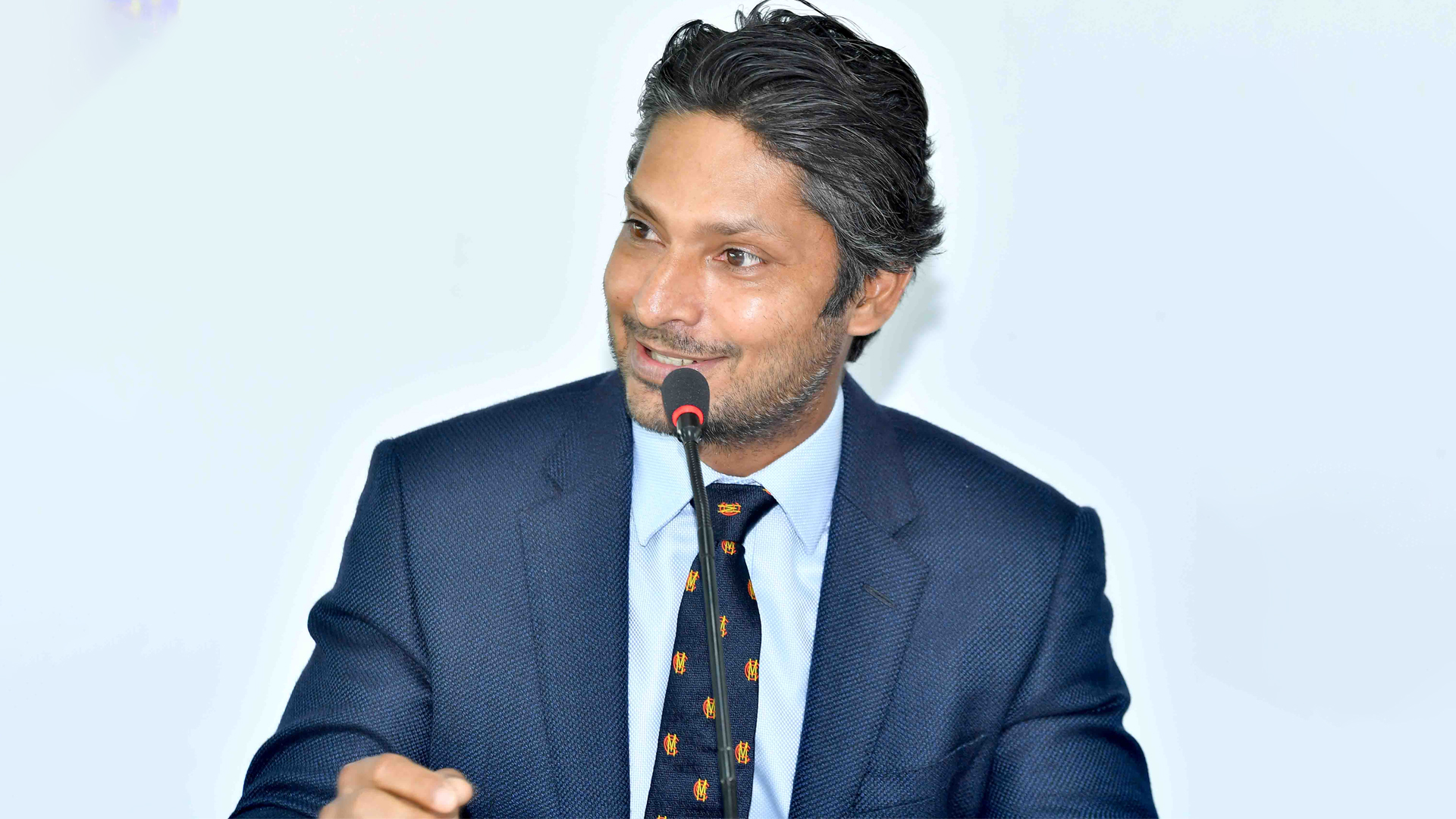 সাঙ্গাকারাকে নিয়ে শ্রীলঙ্কা ক্রিকেটের নতুন কমিটি