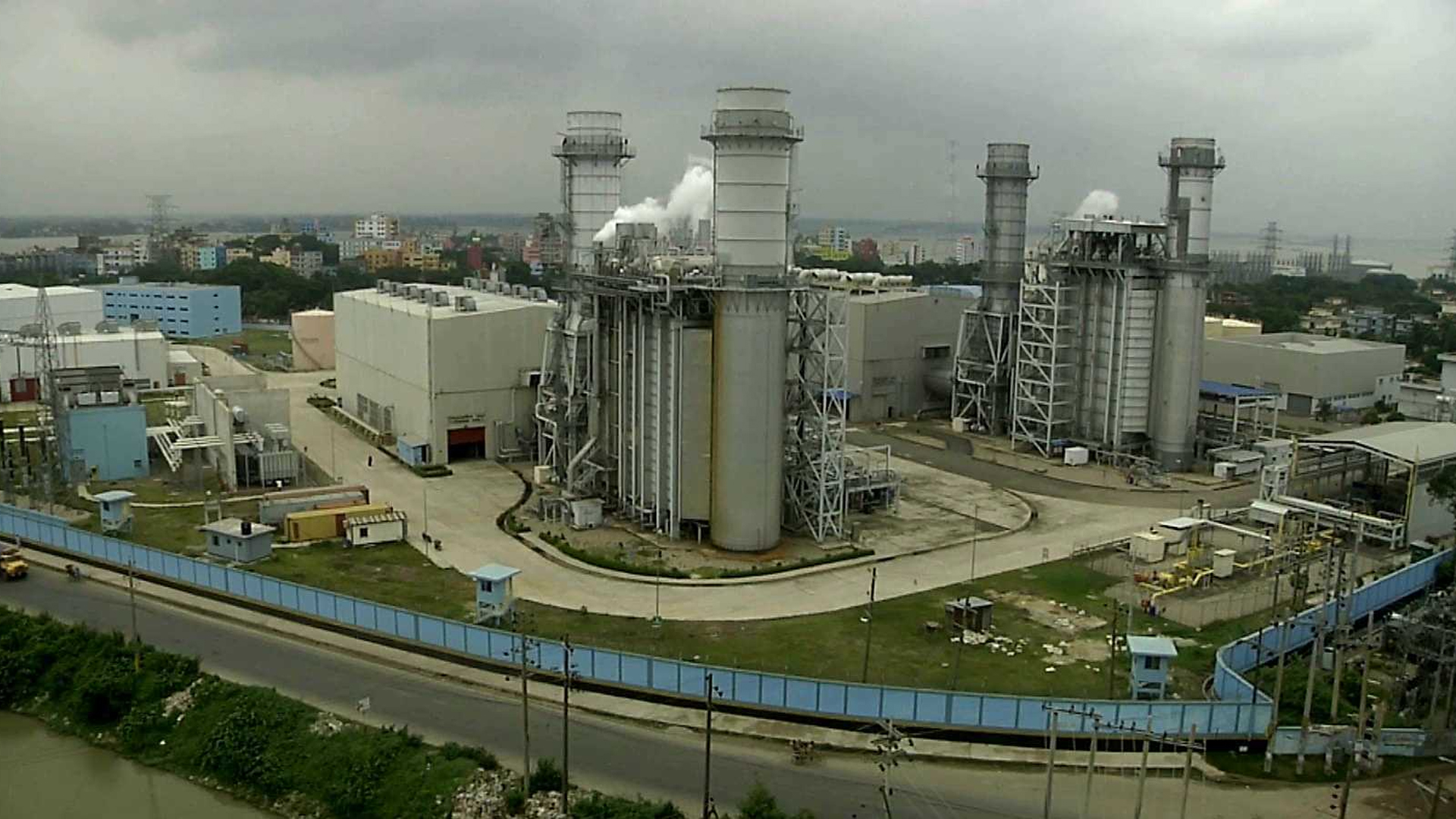 আশুগঞ্জ বিদ্যুৎ কেন্দ্রের দুটি ইউনিট বন্ধ, ৫৭০ মেগাওয়াট ঘাটতি