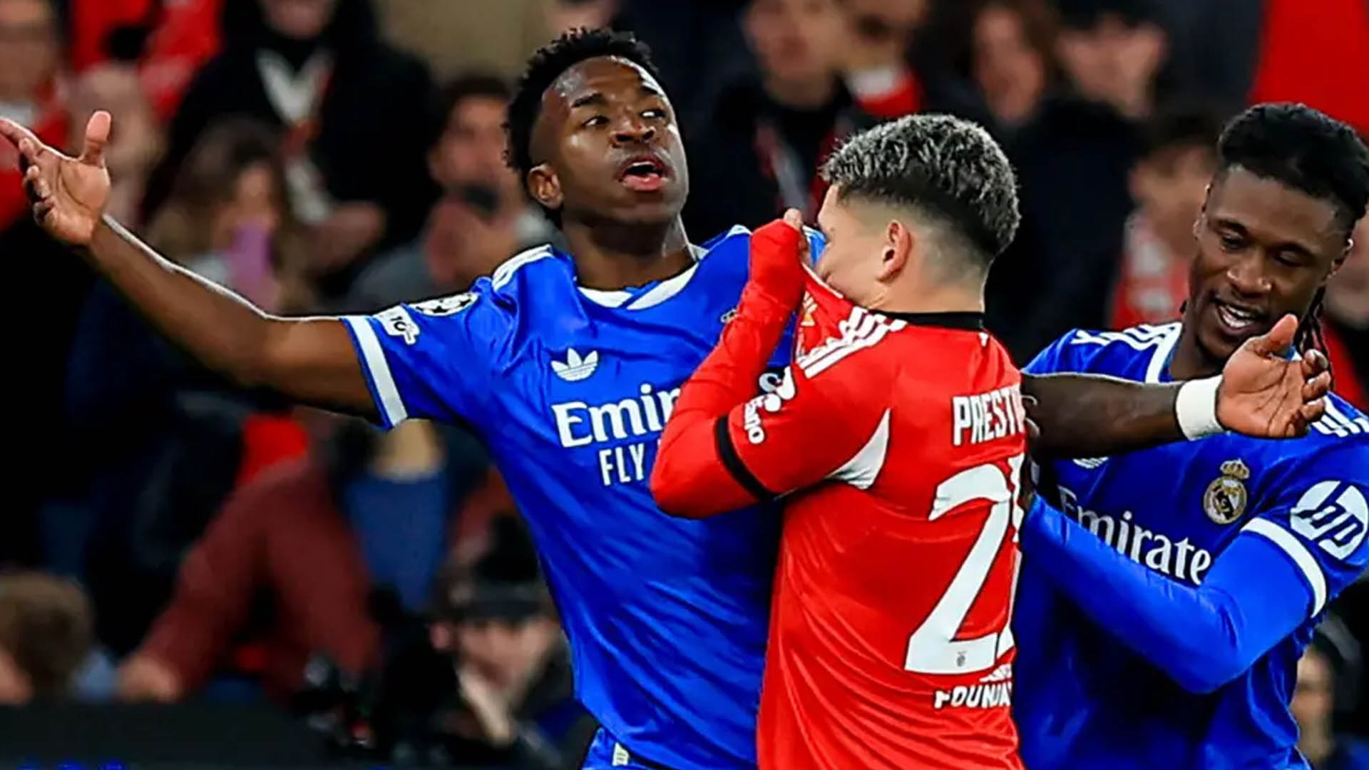 আর্জেন্টাইন তারকার বিরুদ্ধে ভিনিসিউসকে বর্ণবাদী গালি দেয়ার অভিযোগ