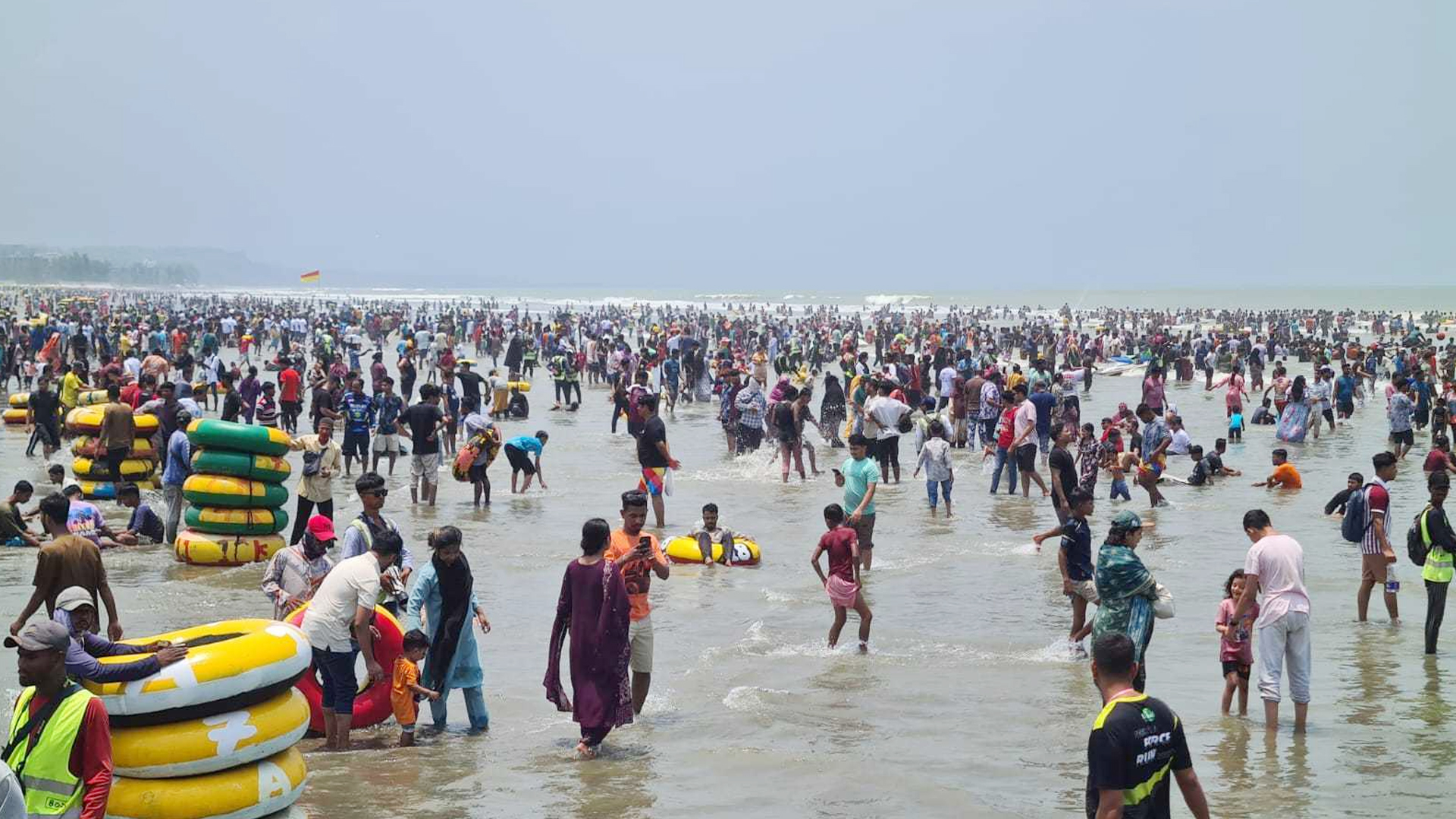 সৈকতে ভয়ঙ্কর 'গুপ্তখালে' বাড়ছে মৃত্যুর মিছিল
