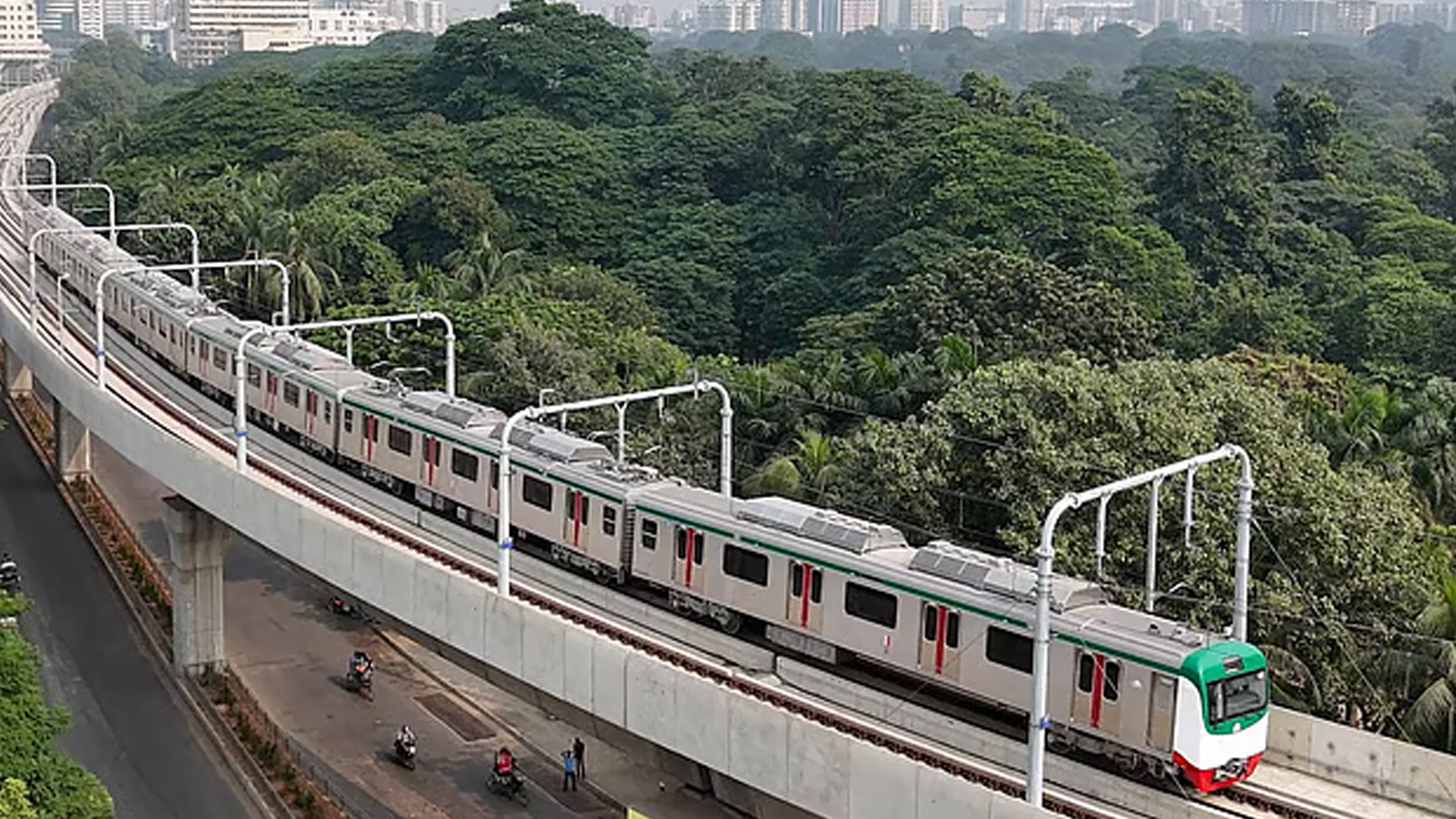 এবার মতিঝিল থেকে শাহবাগ অংশে মেট্রো চলাচল শুরু