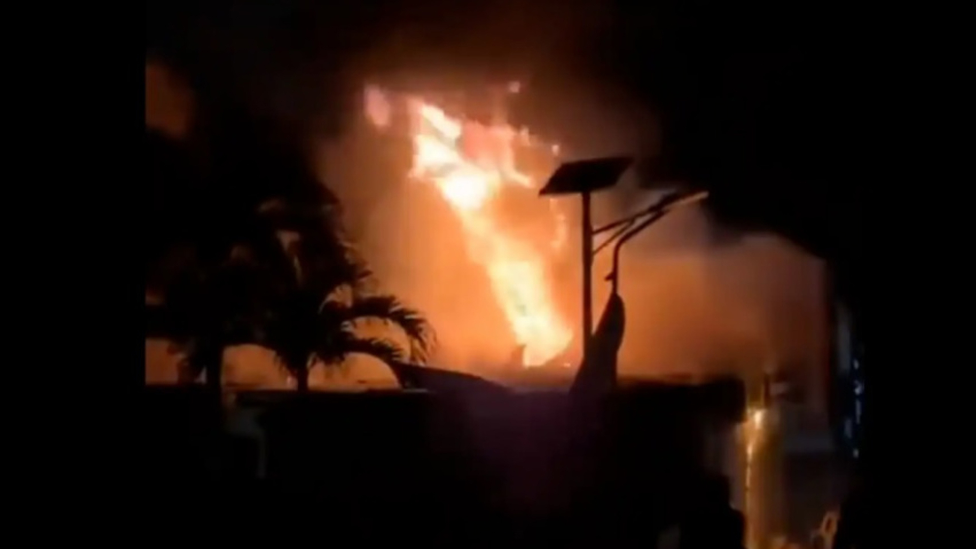 মালদ্বীপে অগ্নিকাণ্ডে নিহত ৫ বাংলাদেশির মরদেহ দ্রুত দেশে পাঠানোর প্রতিশ্রুতি হাইকমিশনের