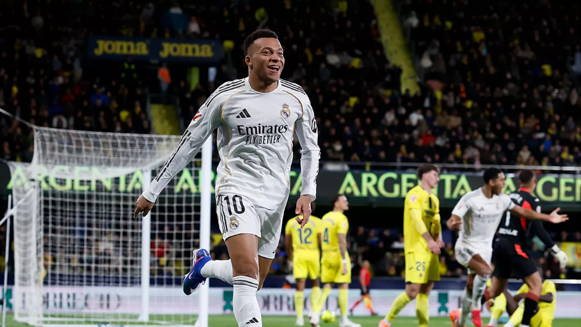 এমবাপ্পের জোড়া গোলে শীর্ষে রিয়াল মাদ্রিদ