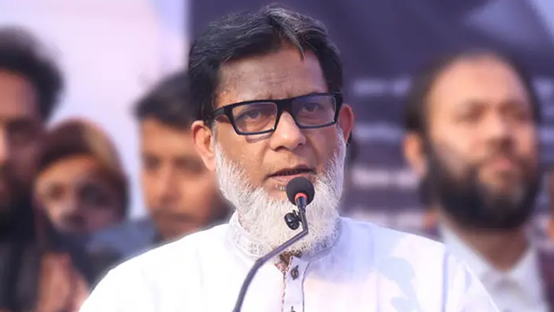 শিক্ষাপ্রতিষ্ঠানে রাজনৈতিক ব্যানার না টানানোর ব্যবস্থা নেয়া হবে: রেল প্রতিমন্ত্রী