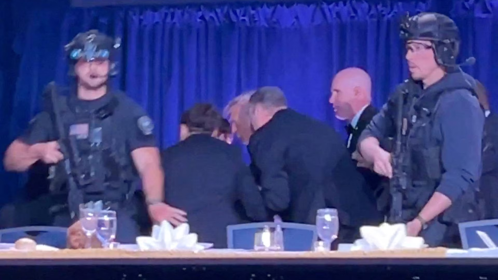 বিশ্বকাপের আগে নিরাপত্তা শঙ্কা, হোমল্যান্ড সিকিউরিটি পুনরায় চালুর দাবি হোয়াইট হাউসের