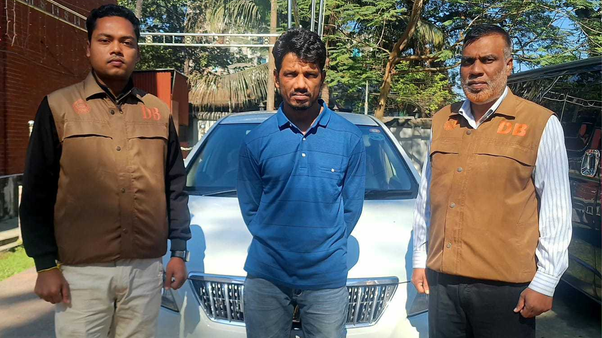 ৯৯৯-এ ফোন পেয়ে অপহরণের শিকার কিশোরীকে উদ্ধার করলো পুলিশ