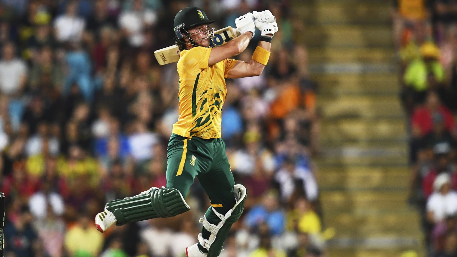 পাকিস্তানের বিপক্ষে ওয়ানডে সিরিজ থেকে ছিটকে গেলেন ব্রেভিস