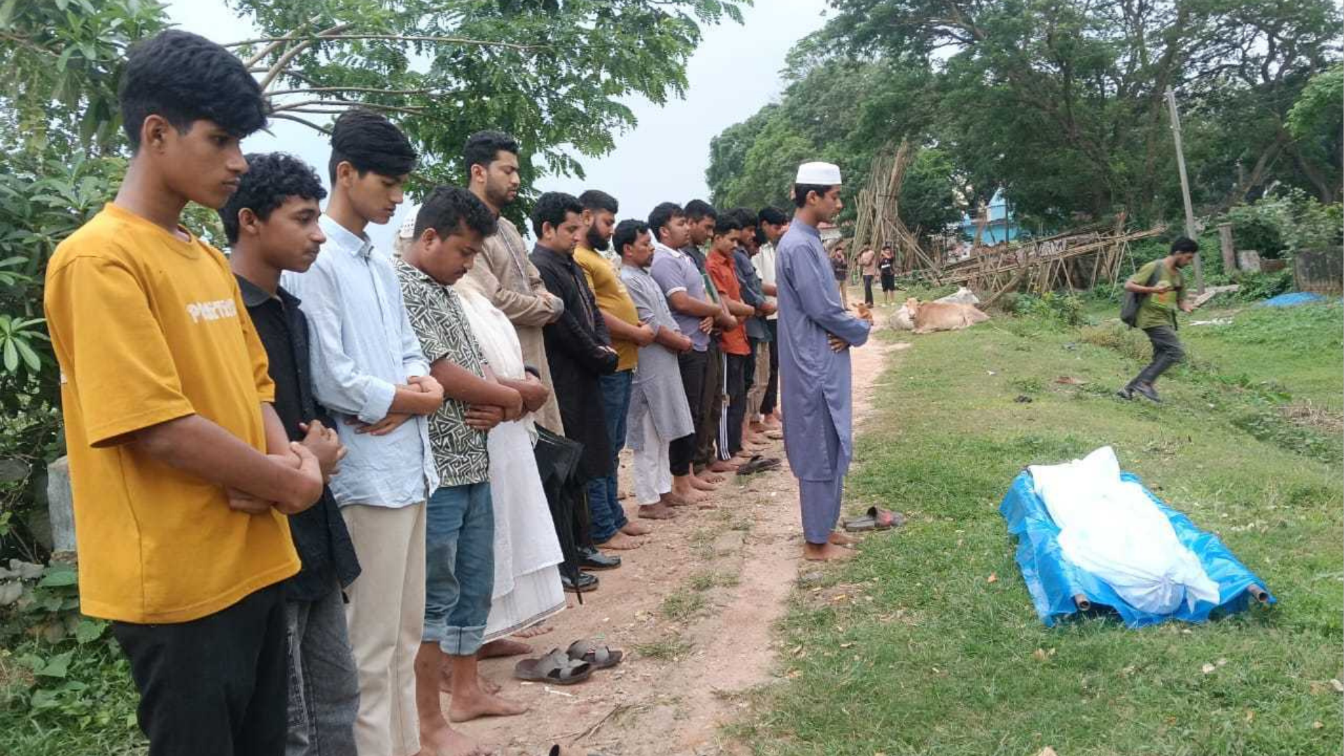 পাঁচ দিনেও মর্গ থেকে মরদেহ নেননি স্ত্রী-সন্তান, বেওয়ারিশ হিসেবে দাফন