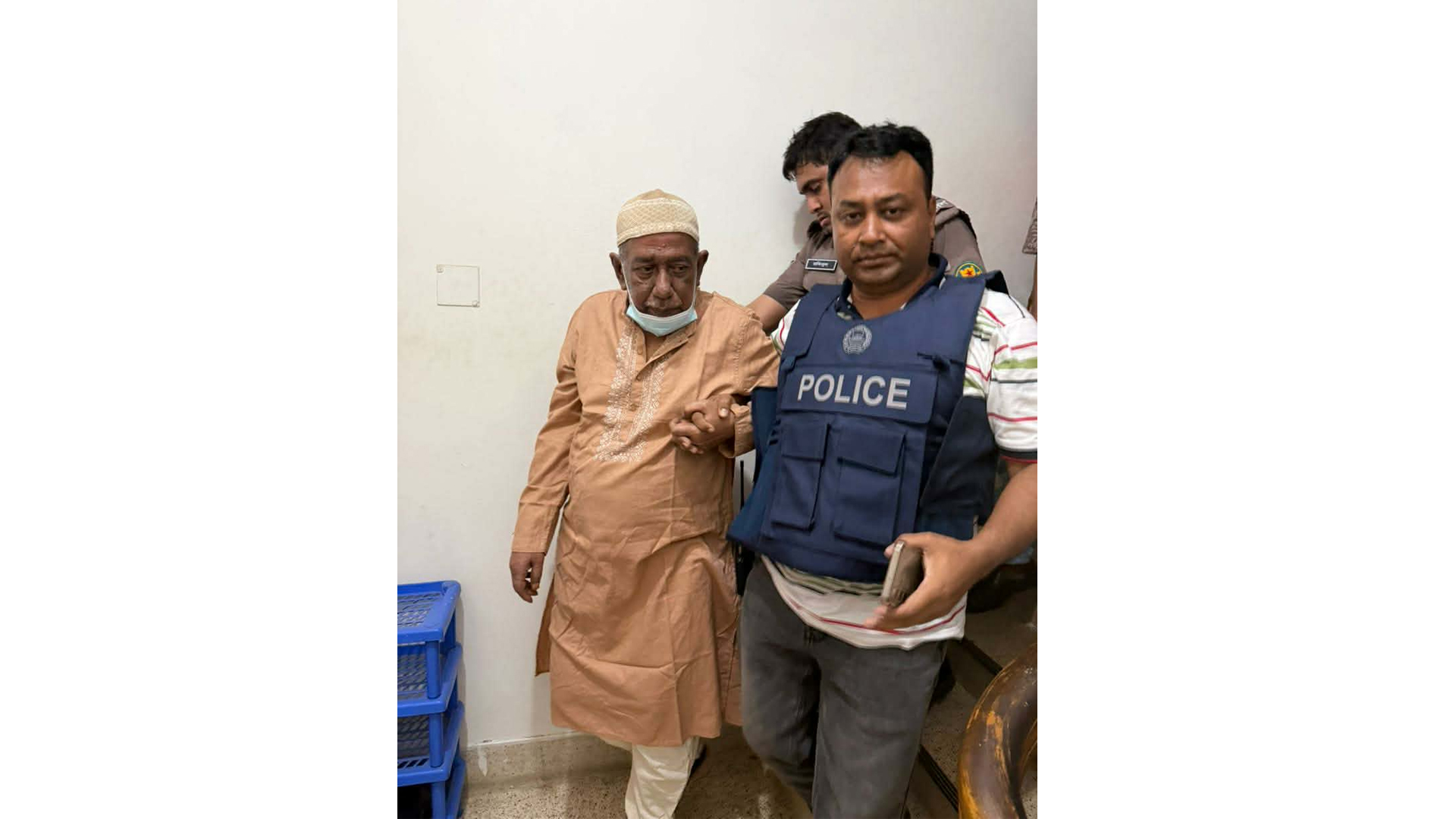 আবু সাঈদ হত্যায় সাজাপ্রাপ্ত বেরোবির সাবেক উপাচার্য ট্রাইব্যুনালে