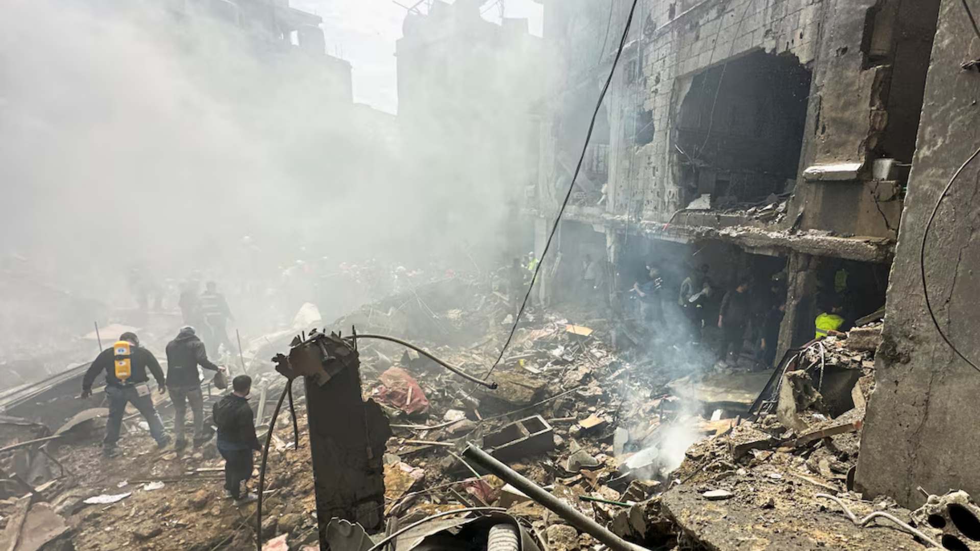 লেবাননে ইসরাইলের ‘ভুল টার্গেট’, স্ত্রীসহ খ্রিস্টান সমর্থিত দলের নেতা নিহত