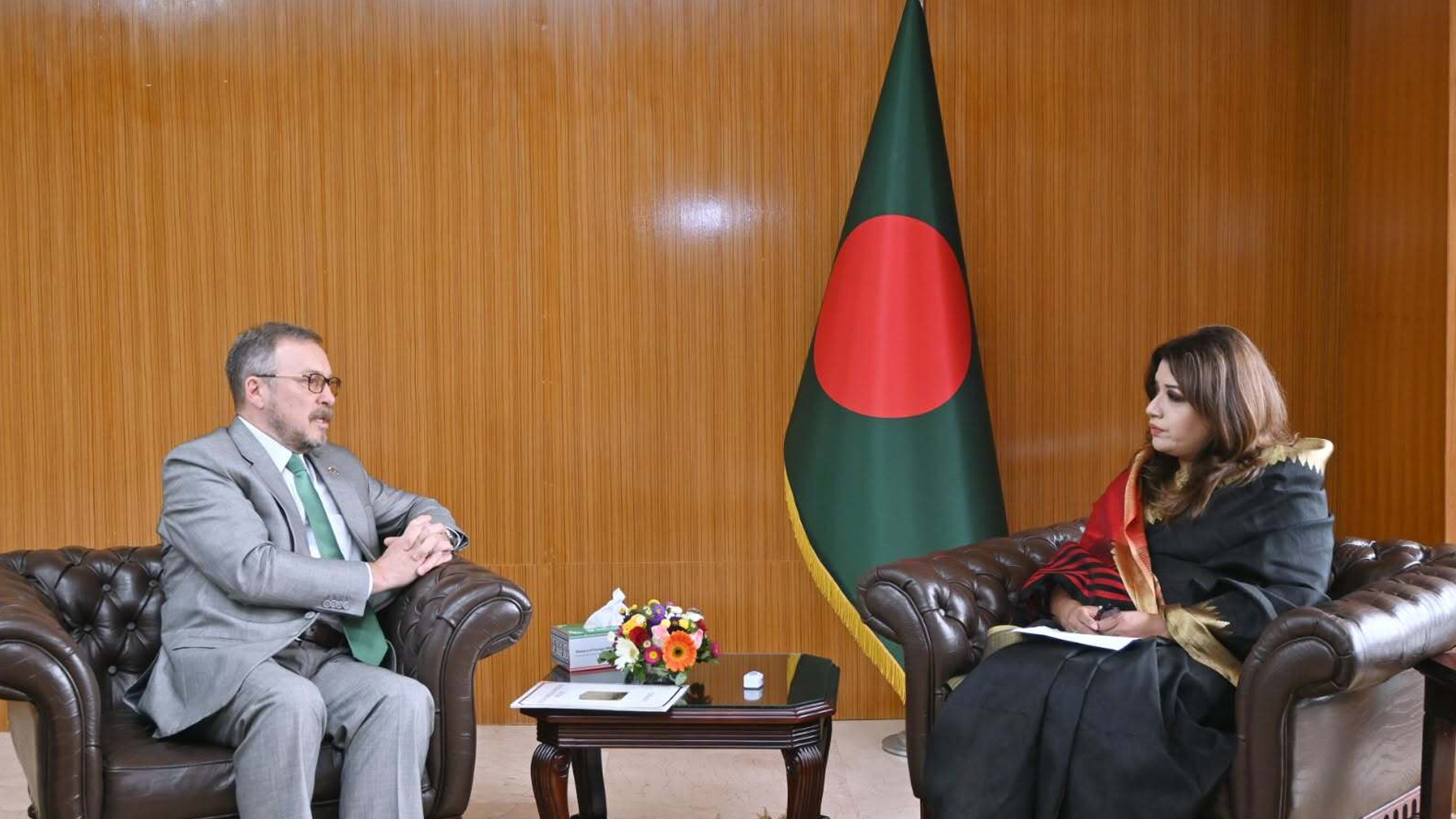 পররাষ্ট্র প্রতিমন্ত্রীর সঙ্গে রুশ রাষ্ট্রদূতের সৌজন্য সাক্ষাৎ