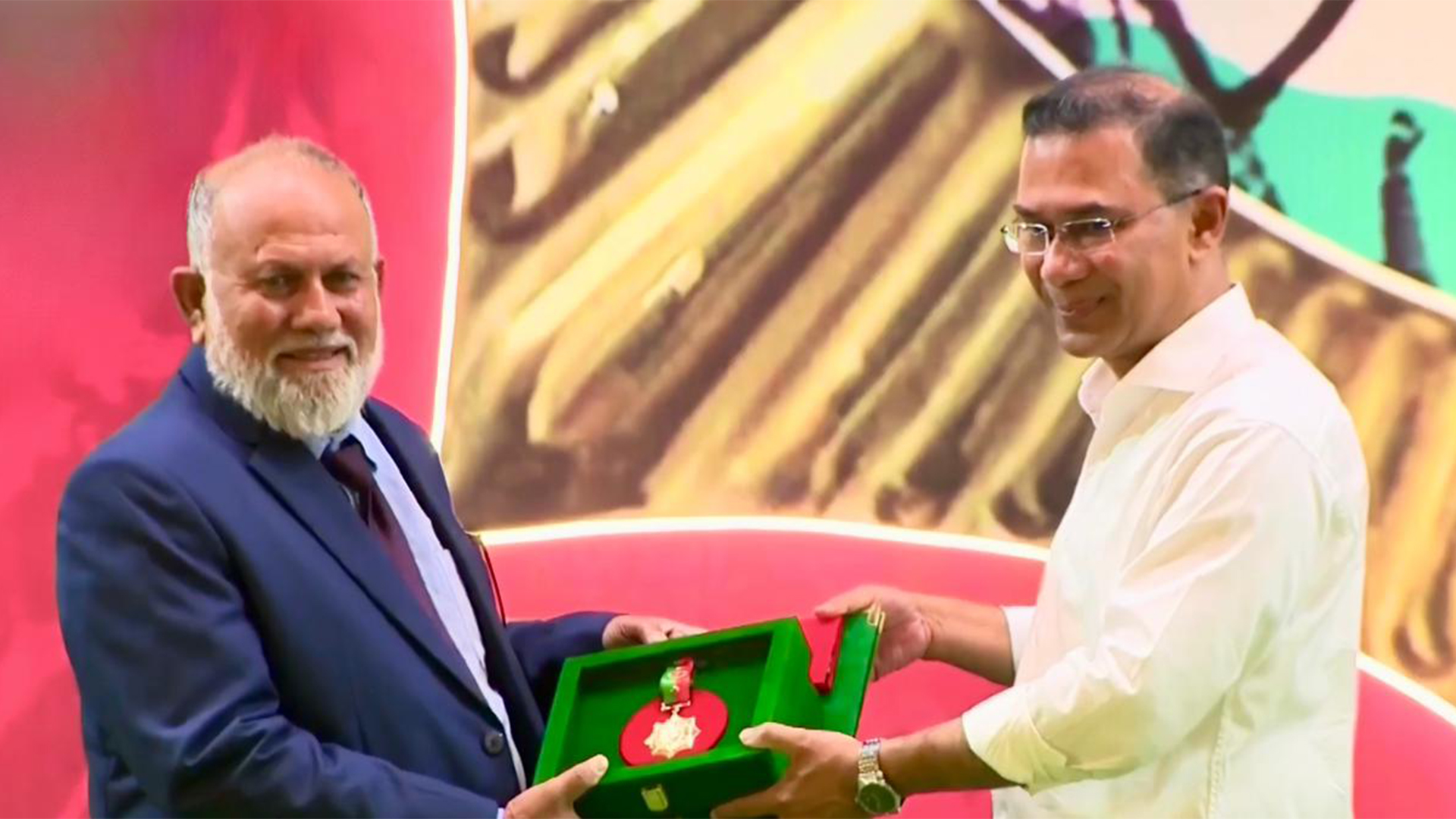 গবেষণায় অসামান্য অবদান রাখায় স্বাধীনতা পুরস্কার পেলেন অধ্যাপক এম এ রহিম