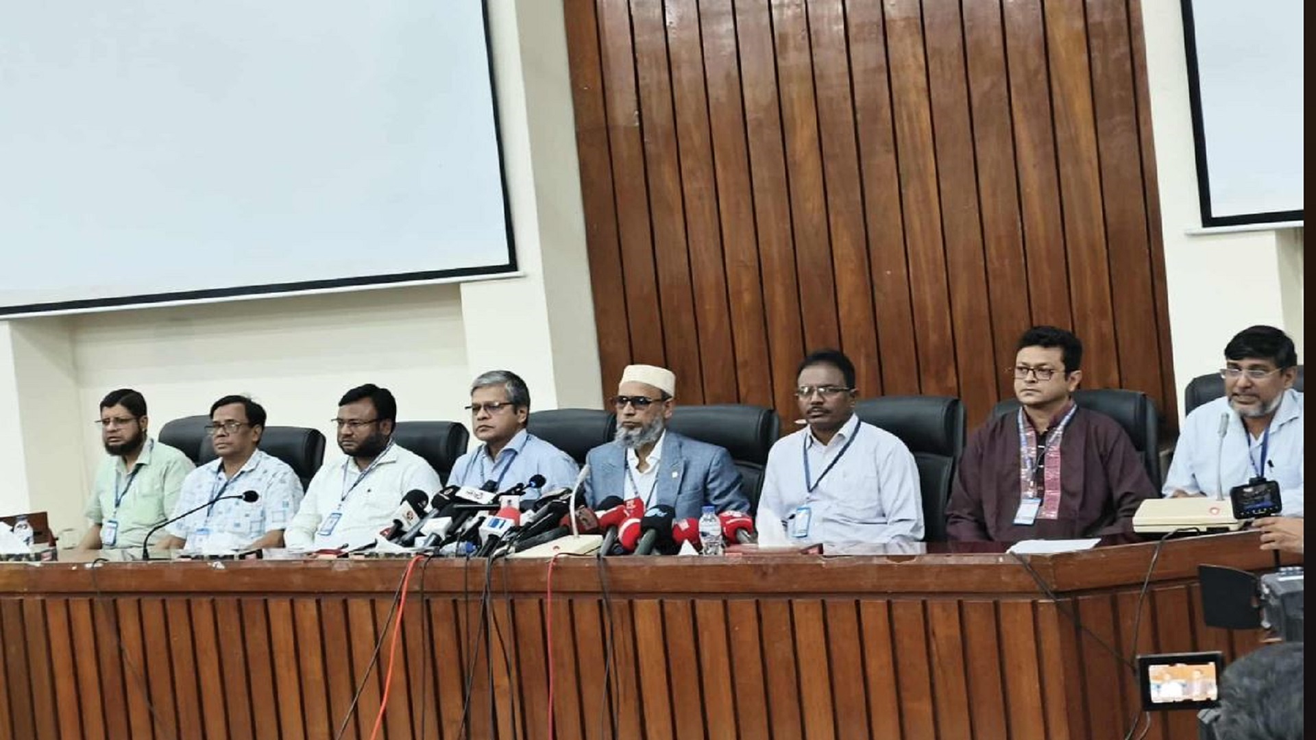 রাত পোহালেই রাকসুর ভোটযুদ্ধ