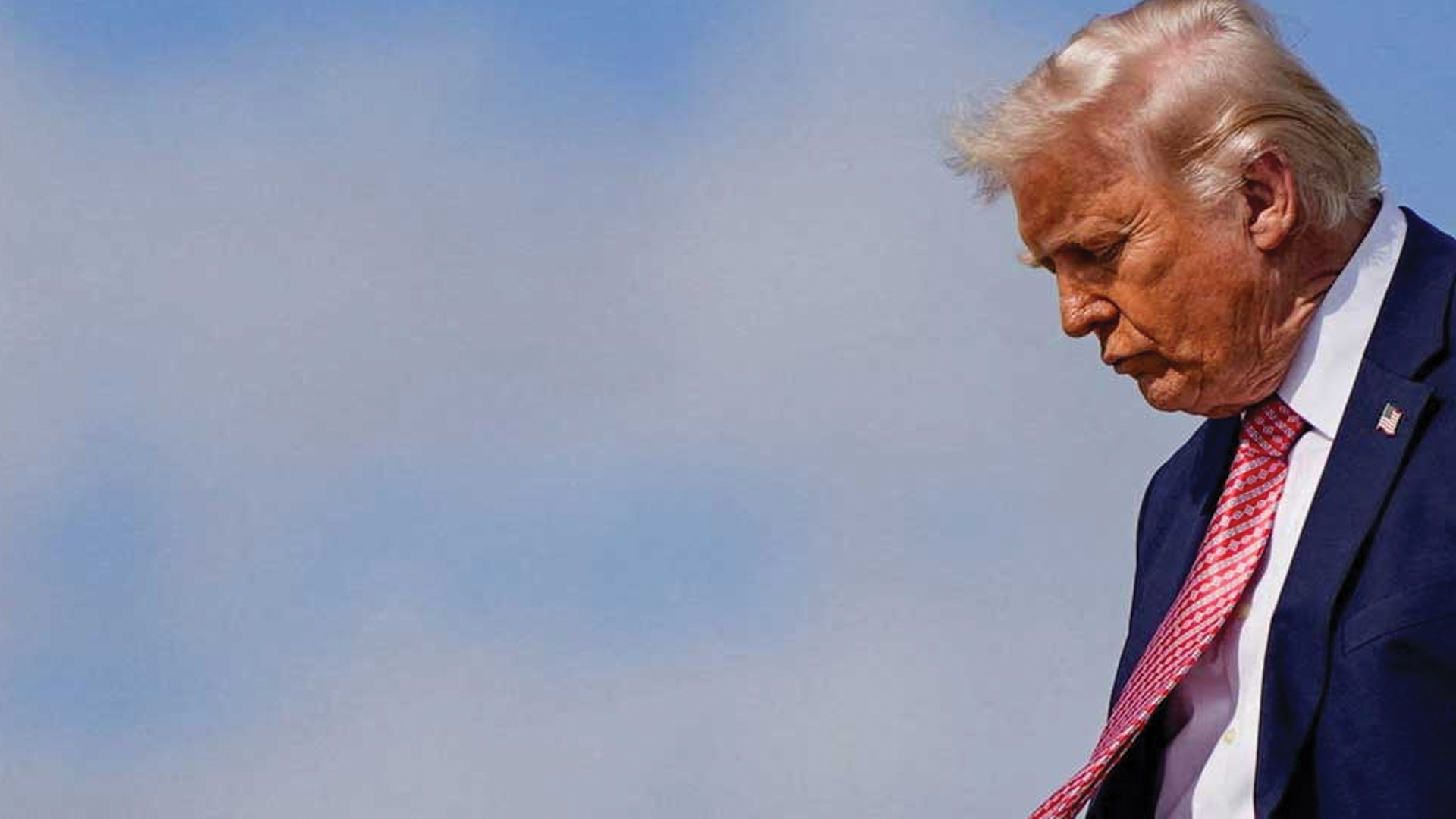 ইরান যুদ্ধের এক মাস: ট্রাম্পের সামনে এখন শুধু কঠিন সিদ্ধান্ত