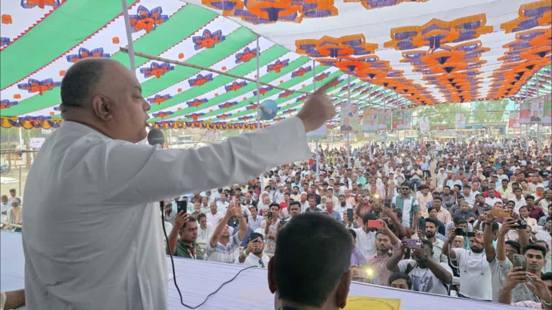 ধর্ম ব্যবসায়ী একটি দল ভোটারদের বিভ্রান্ত করছে: মুরাদ