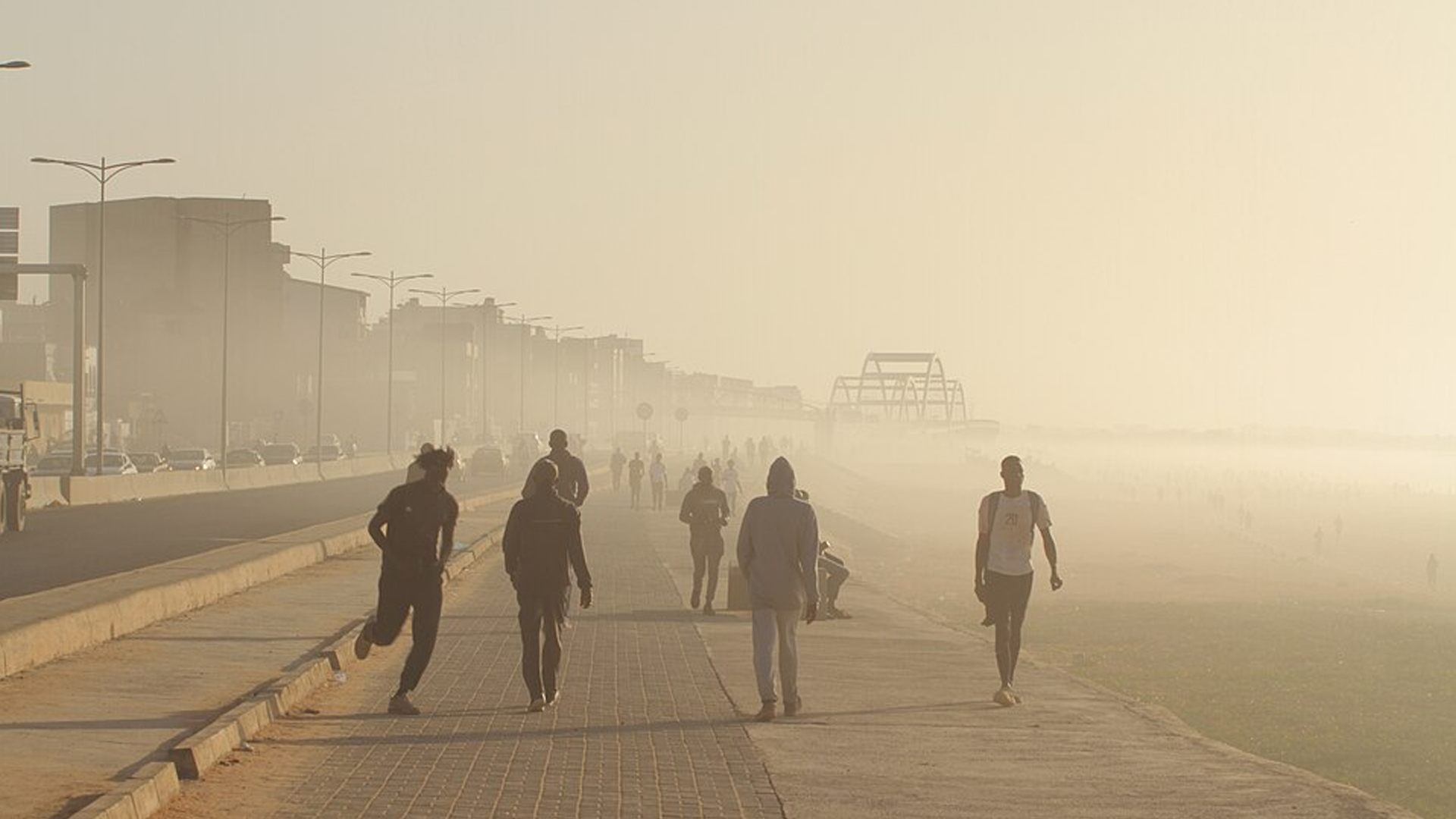 ডাকারের বাতাস ‘ঝুঁকিপূর্ণ’, ঢাকার খবর কী?