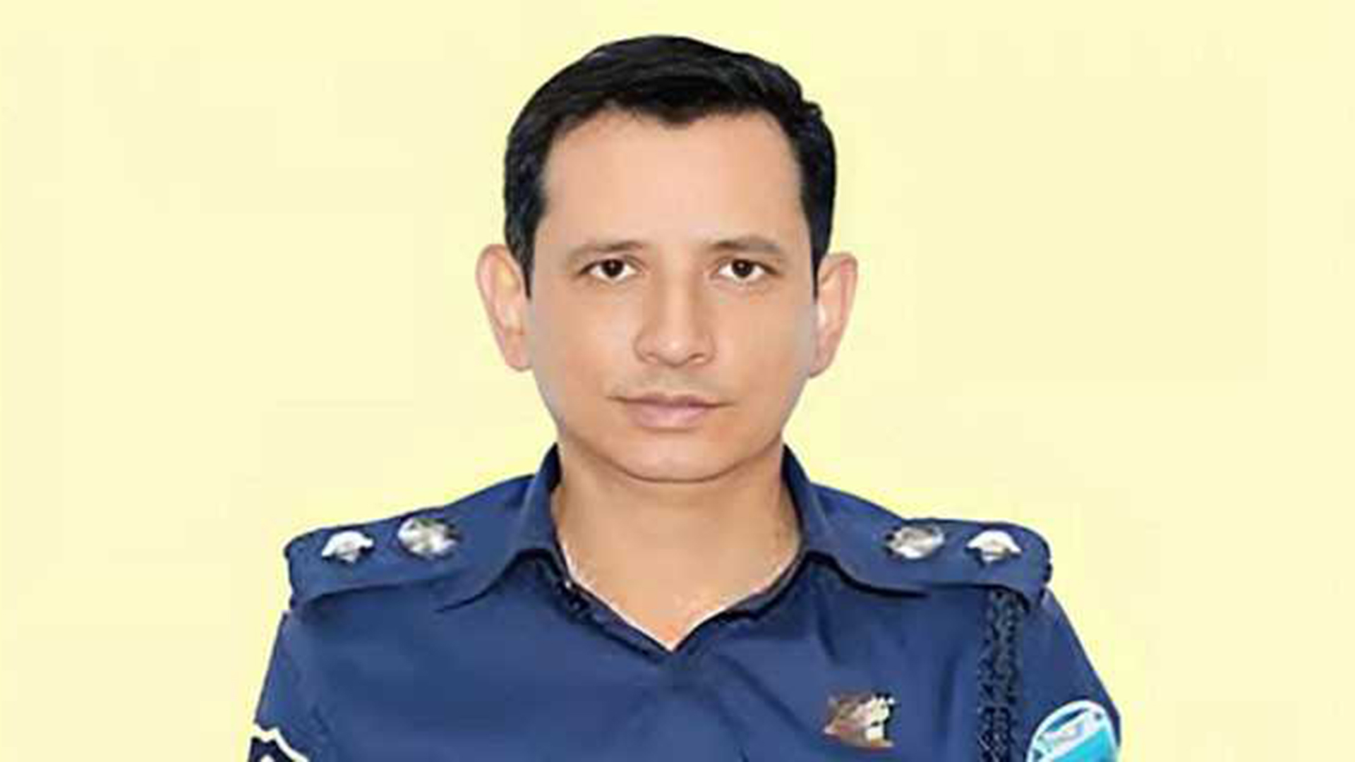 বাসভবনের বাথরুমে পড়ে চট্টগ্রামের এসপি গুরুতর আহত, হেলিকপ্টারে নেয়া হলো ঢাকায়