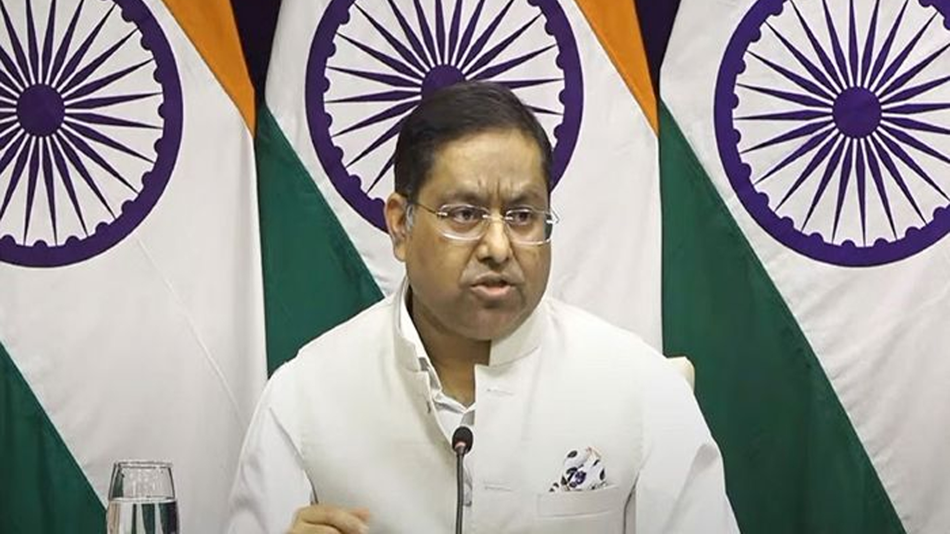 রাশিয়া থেকে তেল কেনা নিয়ে ট্রাম্পের অভিযোগের জবাবে যা বলল ভারত