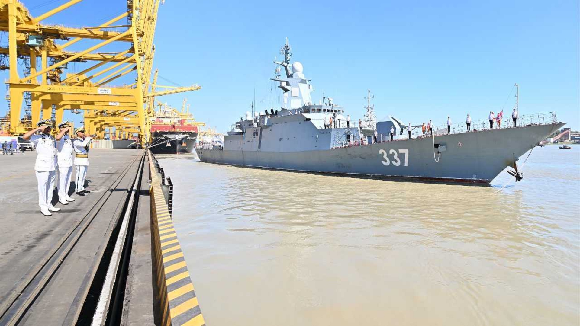 চট্টগ্রাম বন্দরে পৌঁছেছে রাশিয়ান নৌবাহিনীর জাহাজ