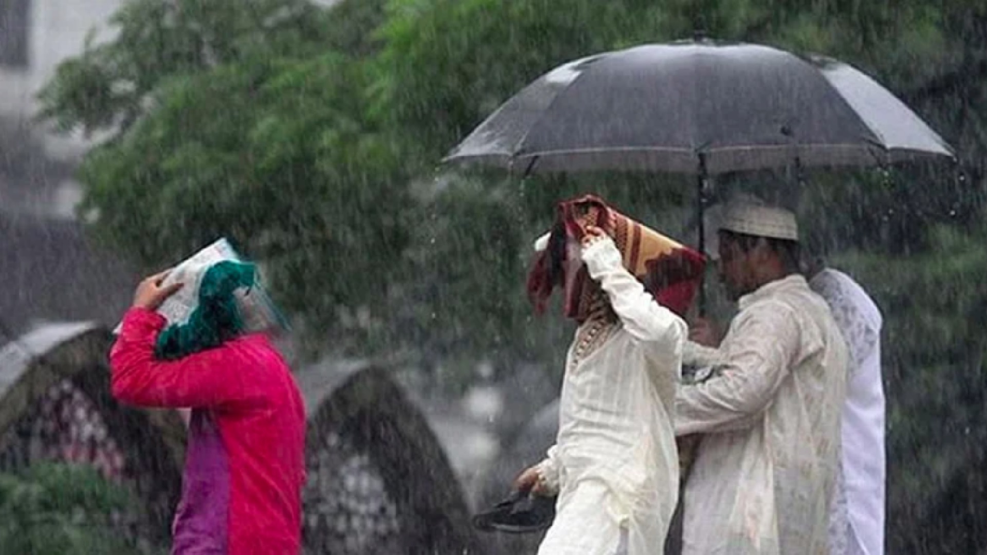 ঈদের দিন ৫ বিভাগে ভারি বৃষ্টির শঙ্কা