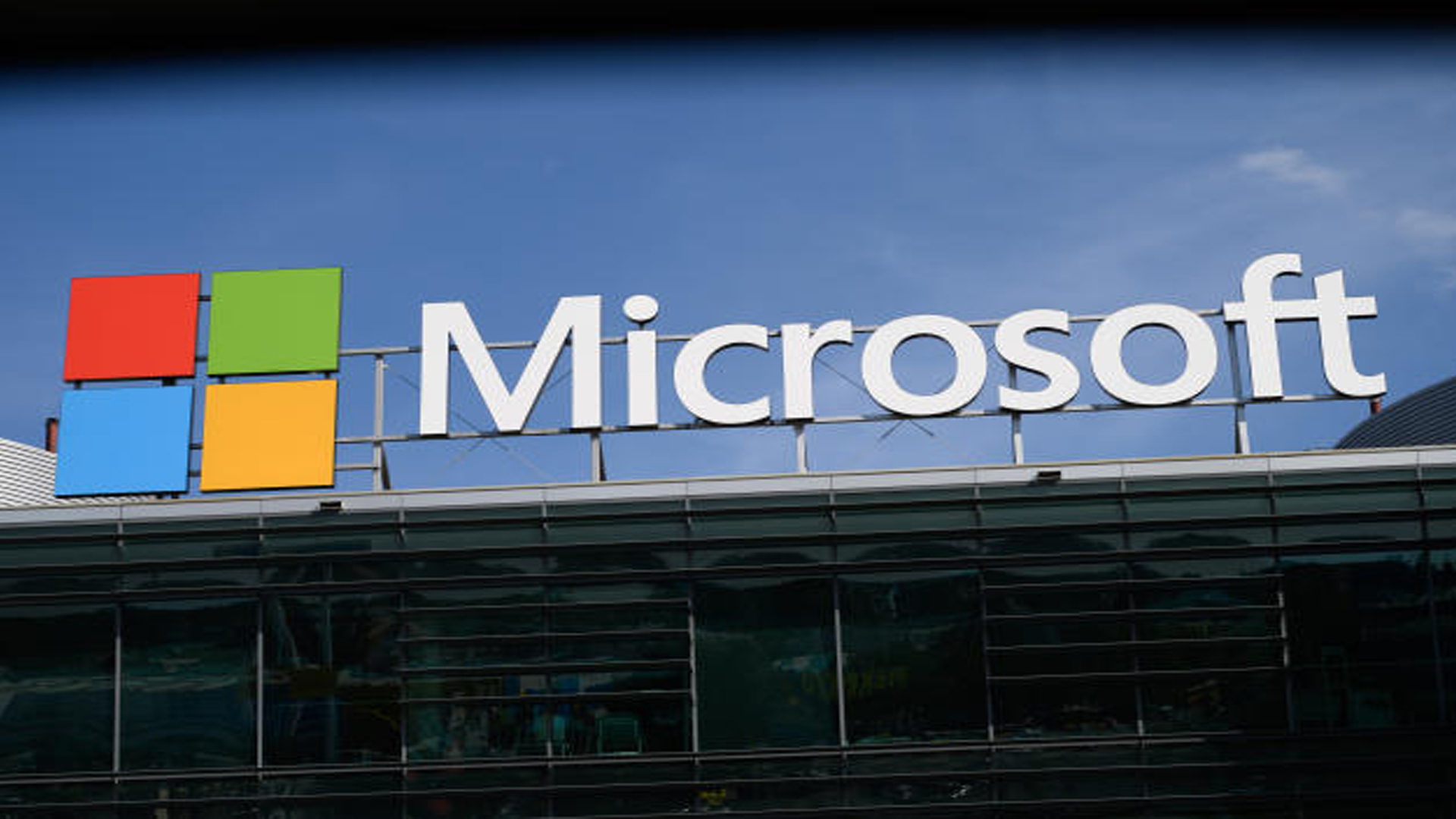 ফিলিস্তিনিদের অ্যাকাউন্ট বন্ধ করছে মাইক্রোসফট!