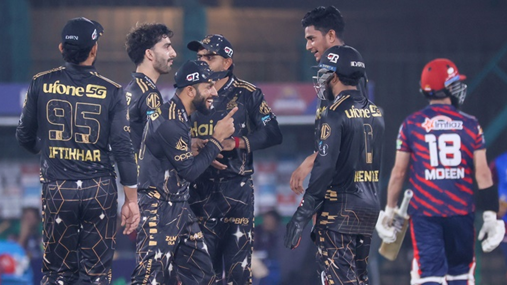 পেশোয়ারের বড় জয়, উজ্জ্বল নাহিদ-শরিফুল