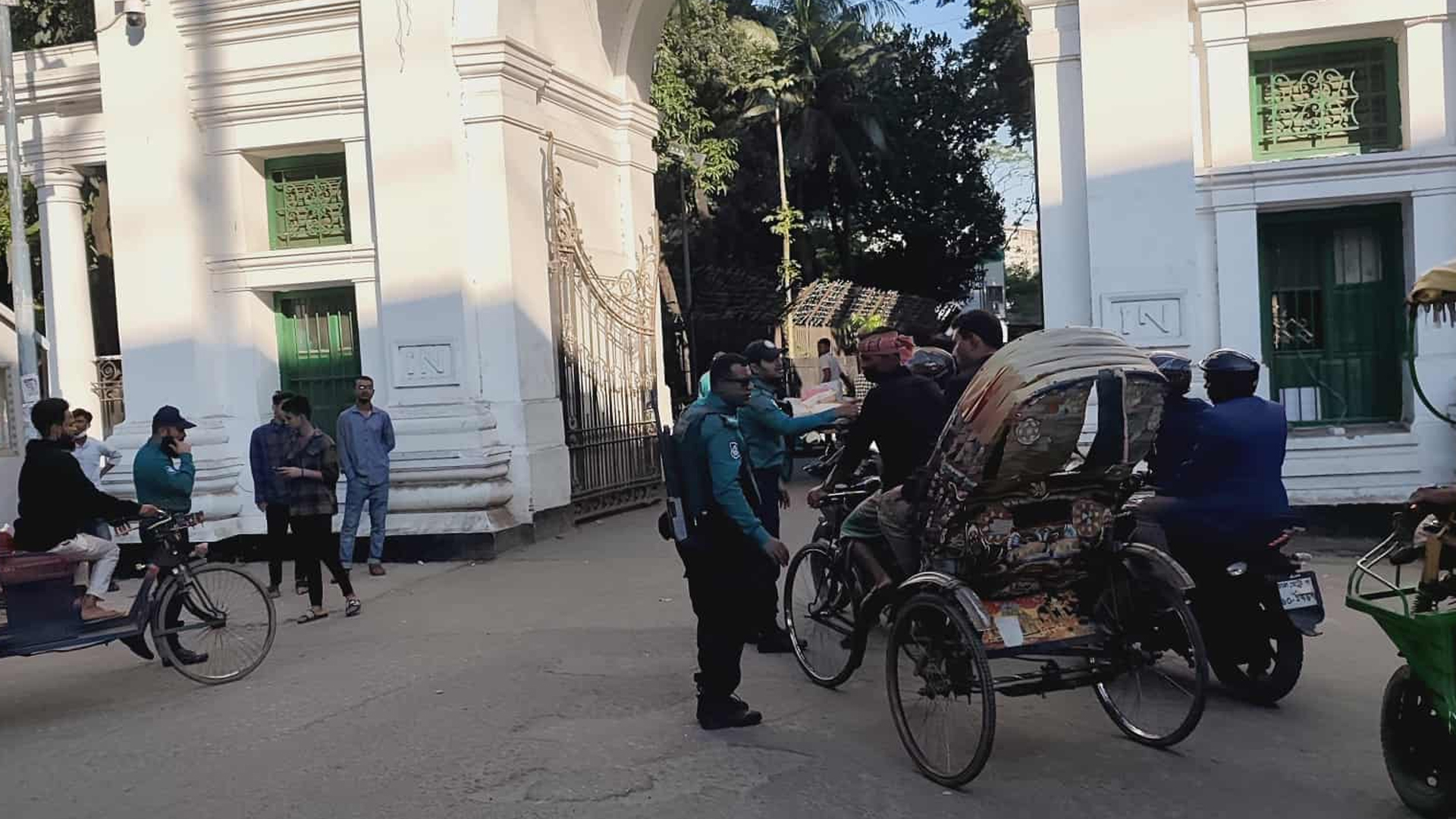 হাসিনার রায় ঘিরে কড়া নিরাপত্তার চাদরে রাজধানী