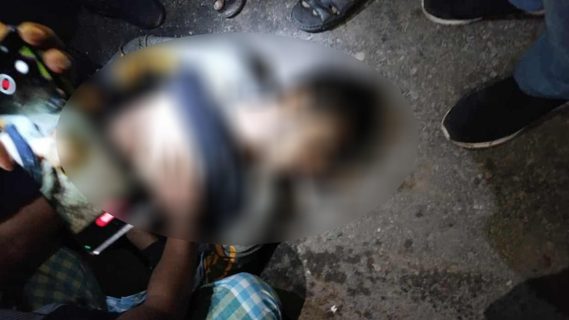 মিরপুরে বাসে অগ্নিসংযোগ, নিহত ১