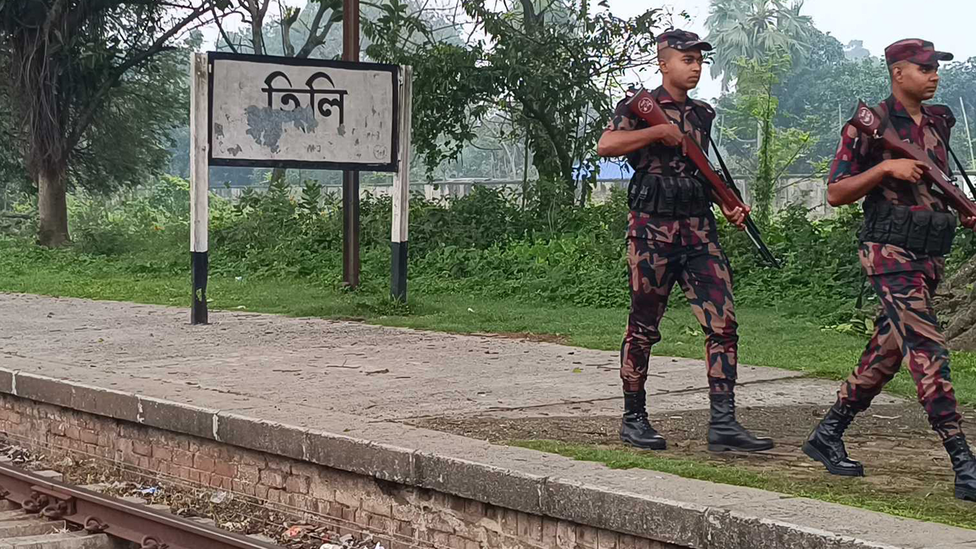 সীমান্তে অনুপ্রবেশ ঠেকাতে কঠোর অবস্থানে বিজিবি