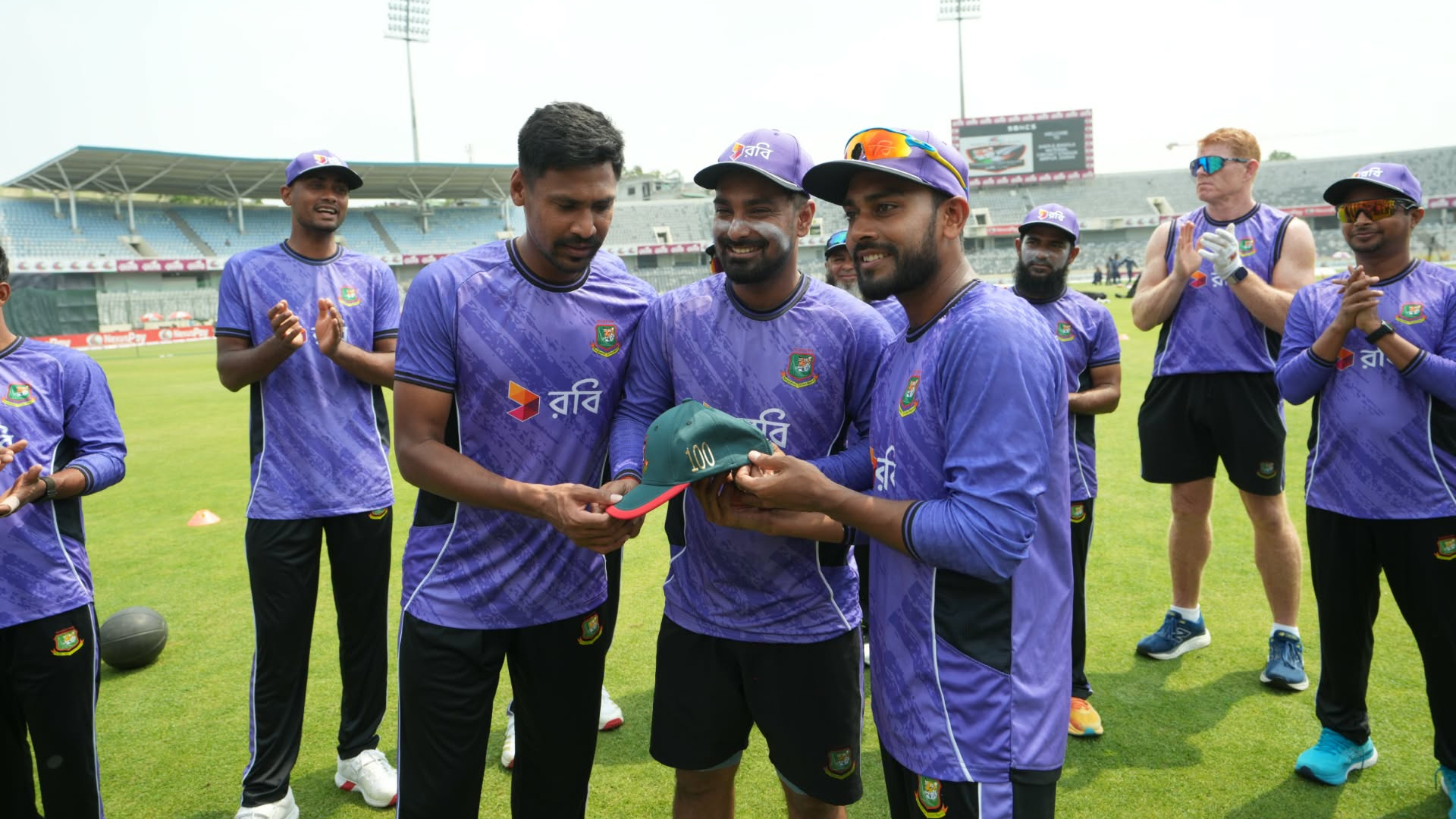 শততম ওয়ানডেতে মাঠে নেমেছেন লিটন, প্রত্যাশা আর প্রাপ্তিতে ফারাক কতটুকু