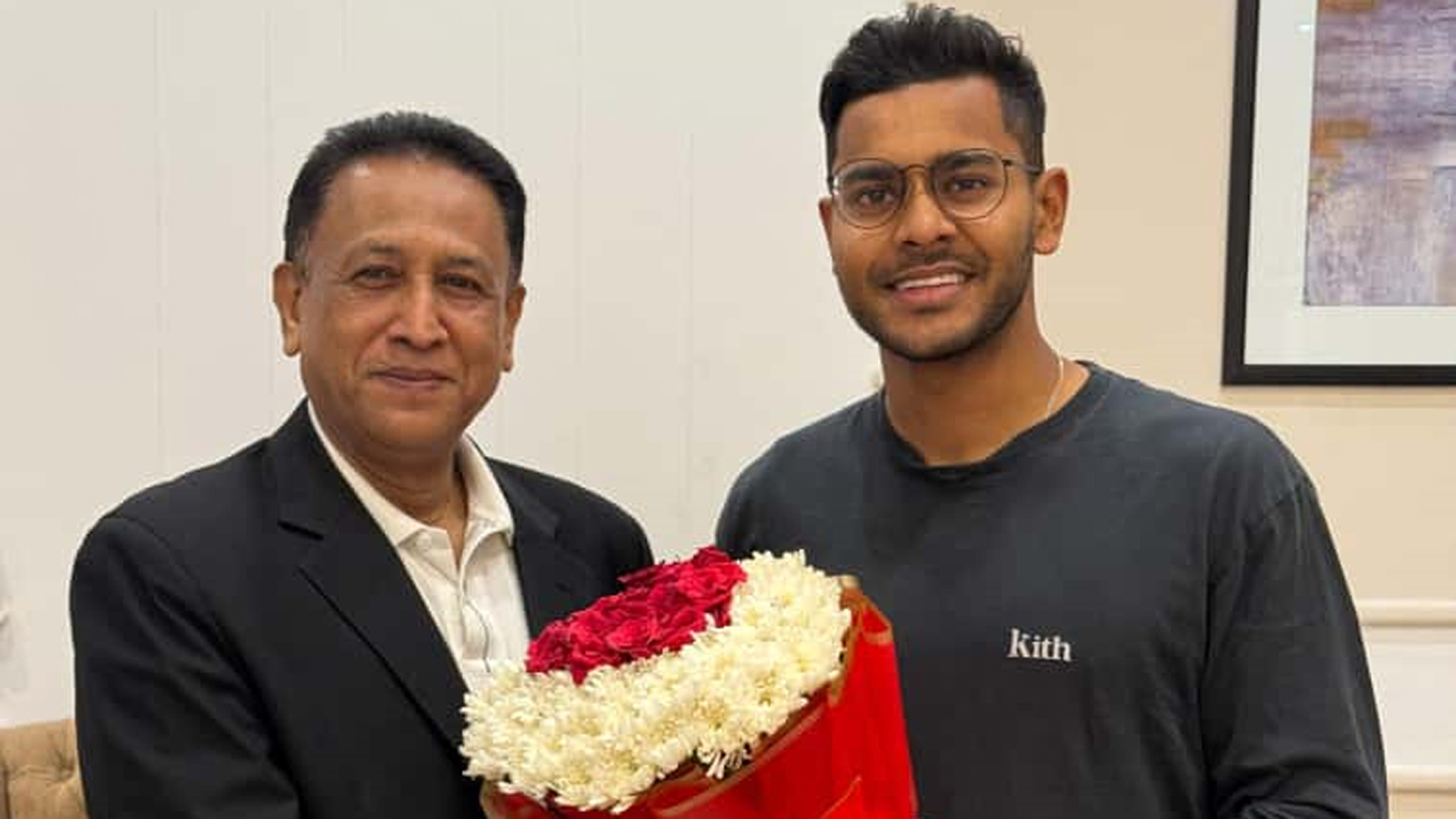 নেপাল ও ভারতের বিপক্ষে ম্যাচ খেলতে ঢাকায় এসে পৌঁছেছেন সমিত সোম