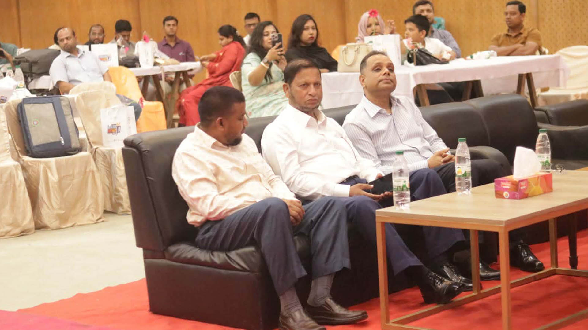 এনইউবি ইংরেজি বিভাগের পুনর্মিলনী অনুষ্ঠিত