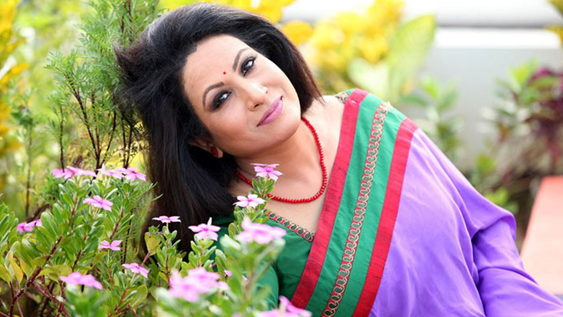 আল্লাহ যদি আমার কপালে রাখেন এ বছরই হজ করবো: চম্পা