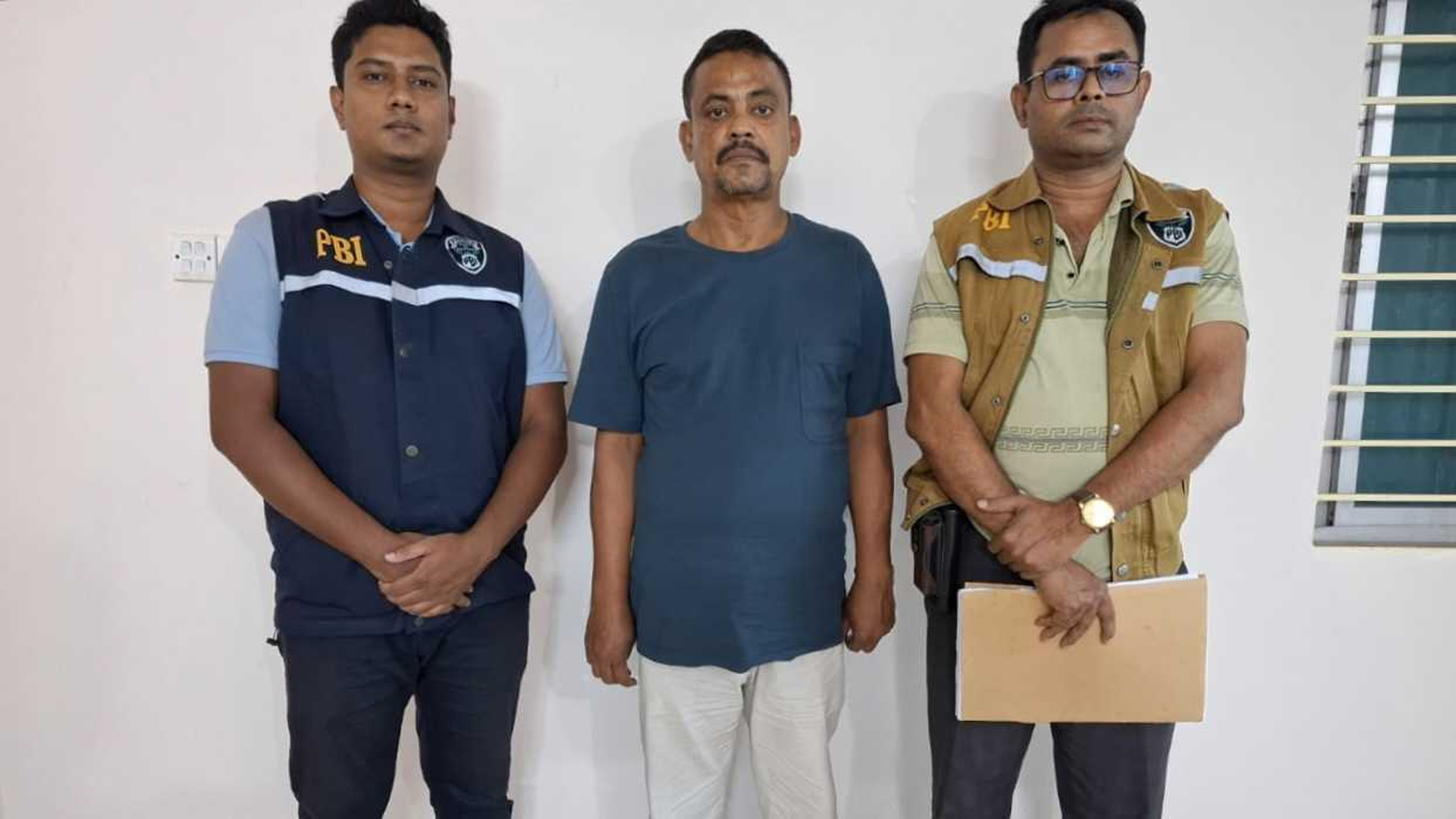 গায়ে ‘ময়লা’ ছিটিয়ে ব্যবসায়ীর টাকা চুুরি, দুই বছর পর চোর গ্রেফতার