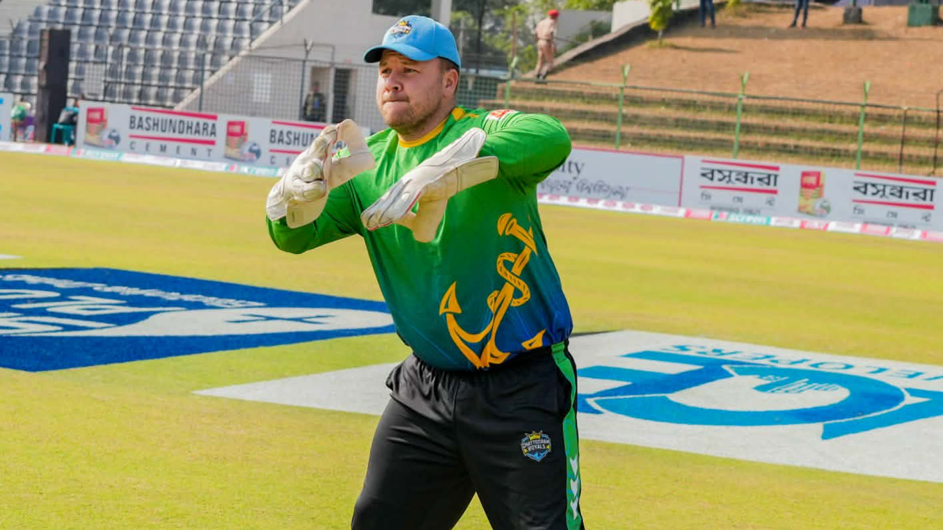 ইনজুরিতে বিপিএল ছাড়লেন টুর্নামেন্টের সর্বোচ্চ রান সংগ্রাহক