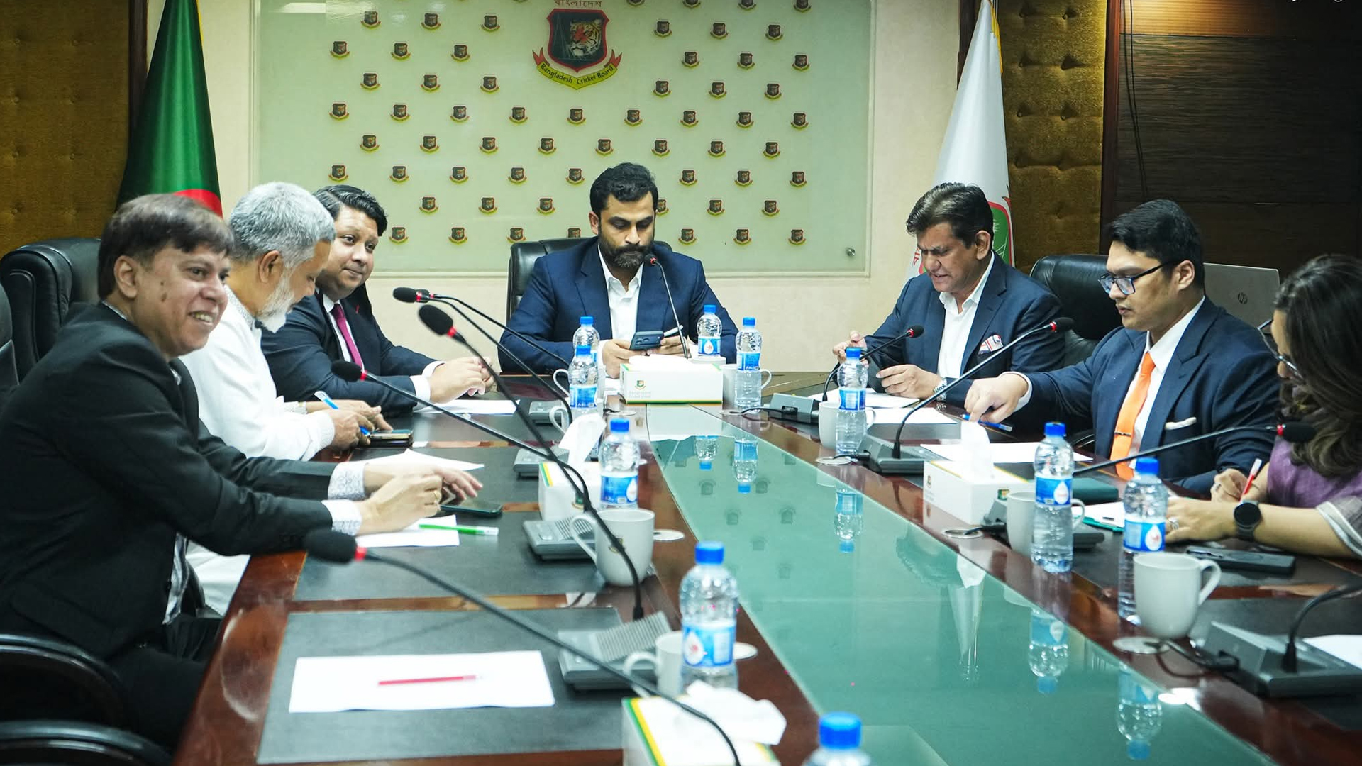 বিসিবিতে কে কোন কমিটিতে দায়িত্ব পেলেন