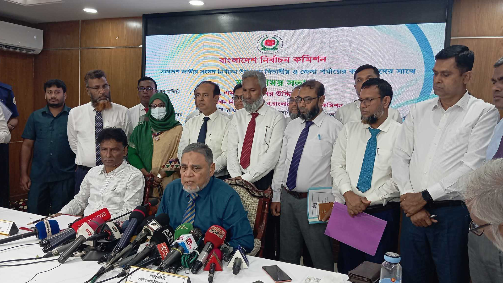 কোনো প্রভাব নয়, নিজস্ব সিদ্ধান্তে নির্বাচন পরিচালিত হবে: সিইসি