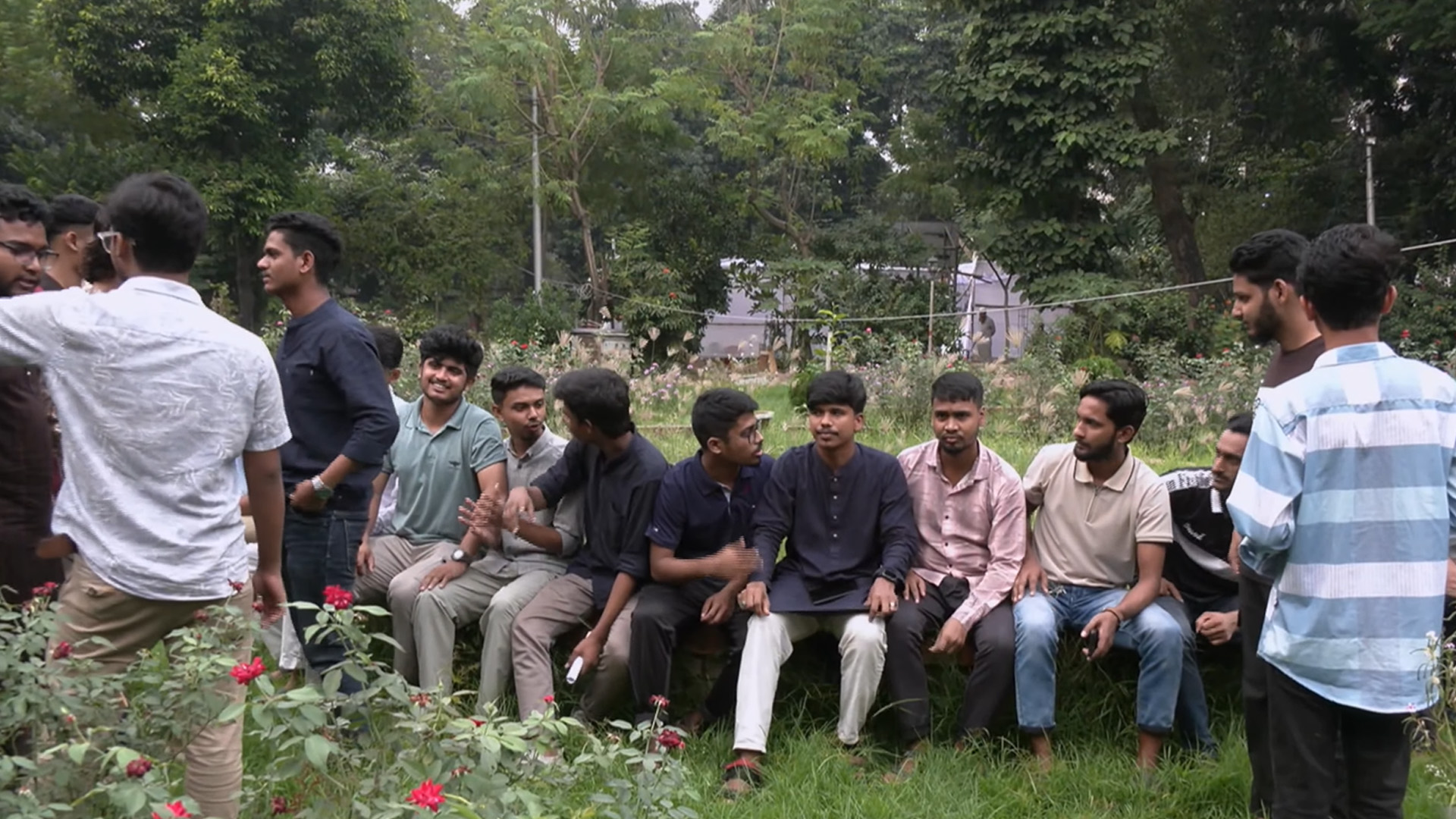 বিশ্ববিদ্যালয় প্রতিষ্ঠার আগেই ভর্তি, বিপাকে ১১ হাজার শিক্ষার্থী!