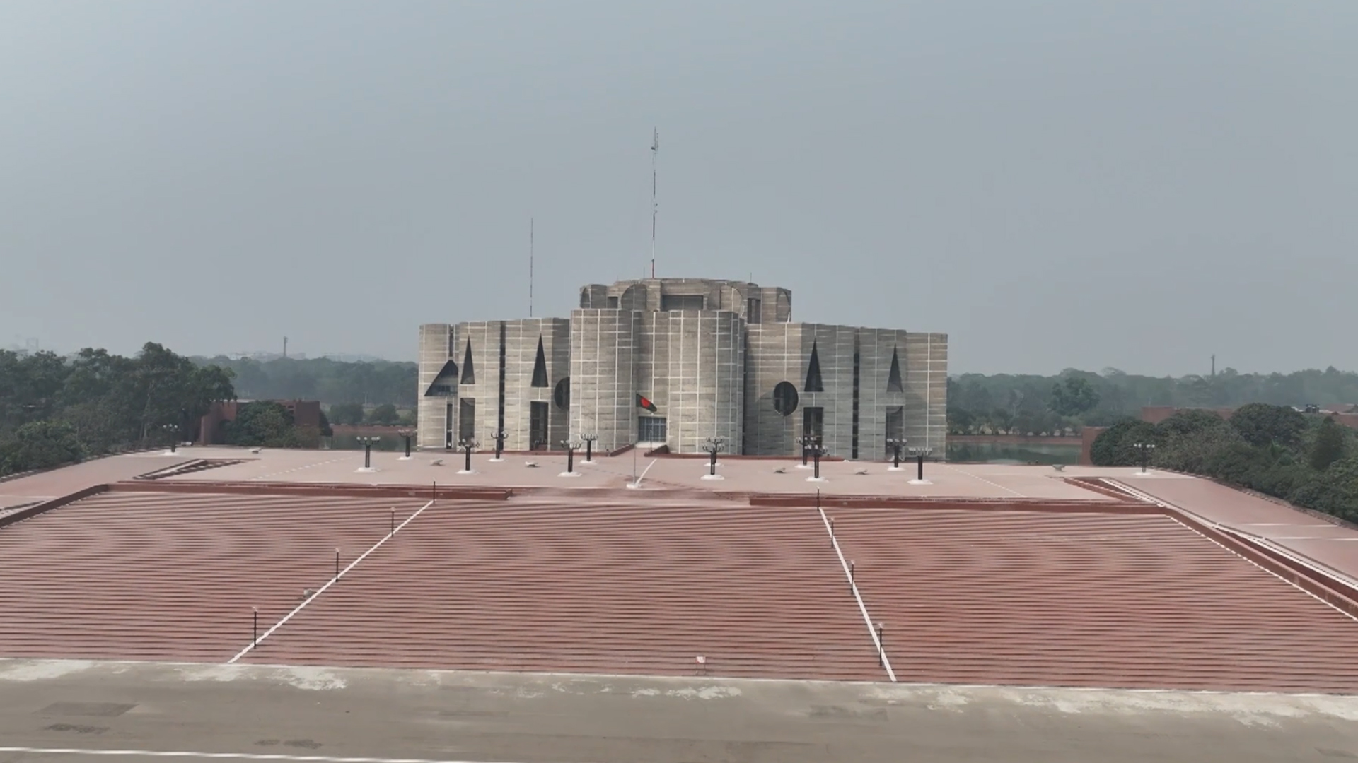 নির্বাচনে লেভেল প্লেয়িং ফিল্ড নিশ্চিতে ইসিকে কঠোর হওয়ার তাগিদ