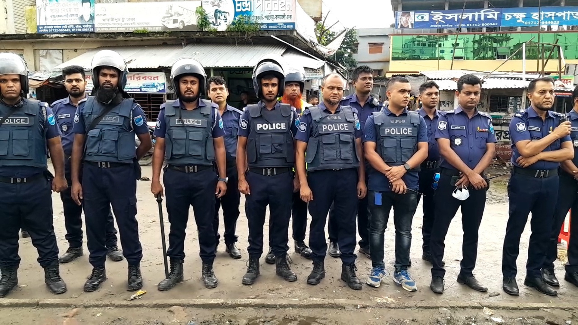 গোপালগঞ্জে এনসিপির নেতাকর্মীর ওপর হামলায় পর মাদারীপুরে নিরাপত্তা জোরদার
