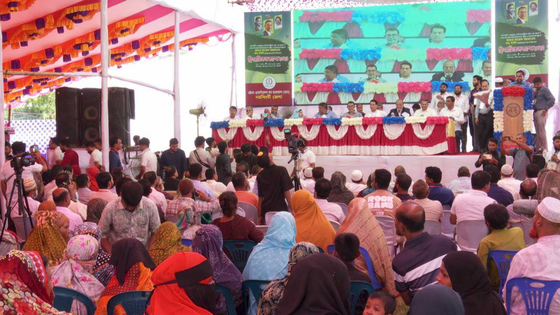 নরসিংদীতে দিনব্যাপী ফ্রি মেডিকেল ক্যাম্প