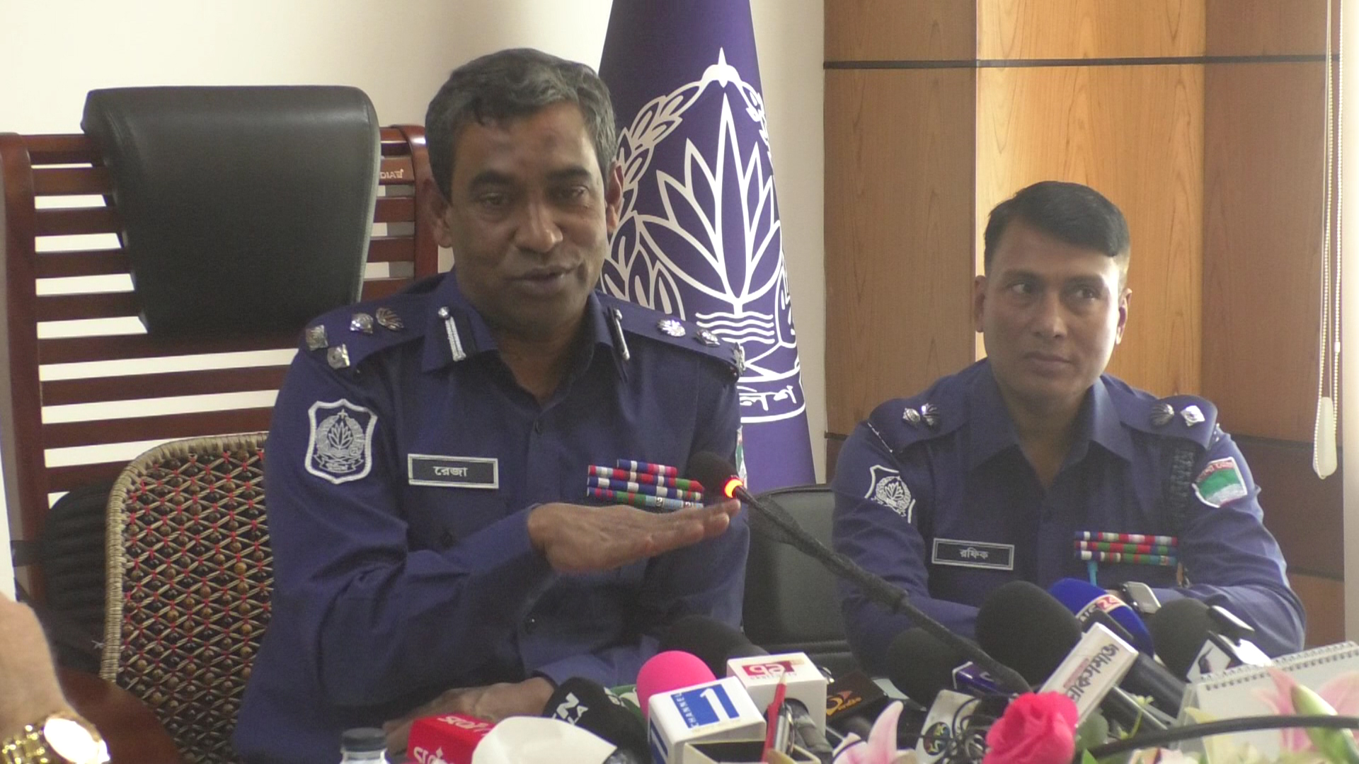 নির্বাচনের দায়িত্বে পুলিশ শুধু রাবার বুলেট ব্যবহার করবে: ডিআইজি রেজাউল