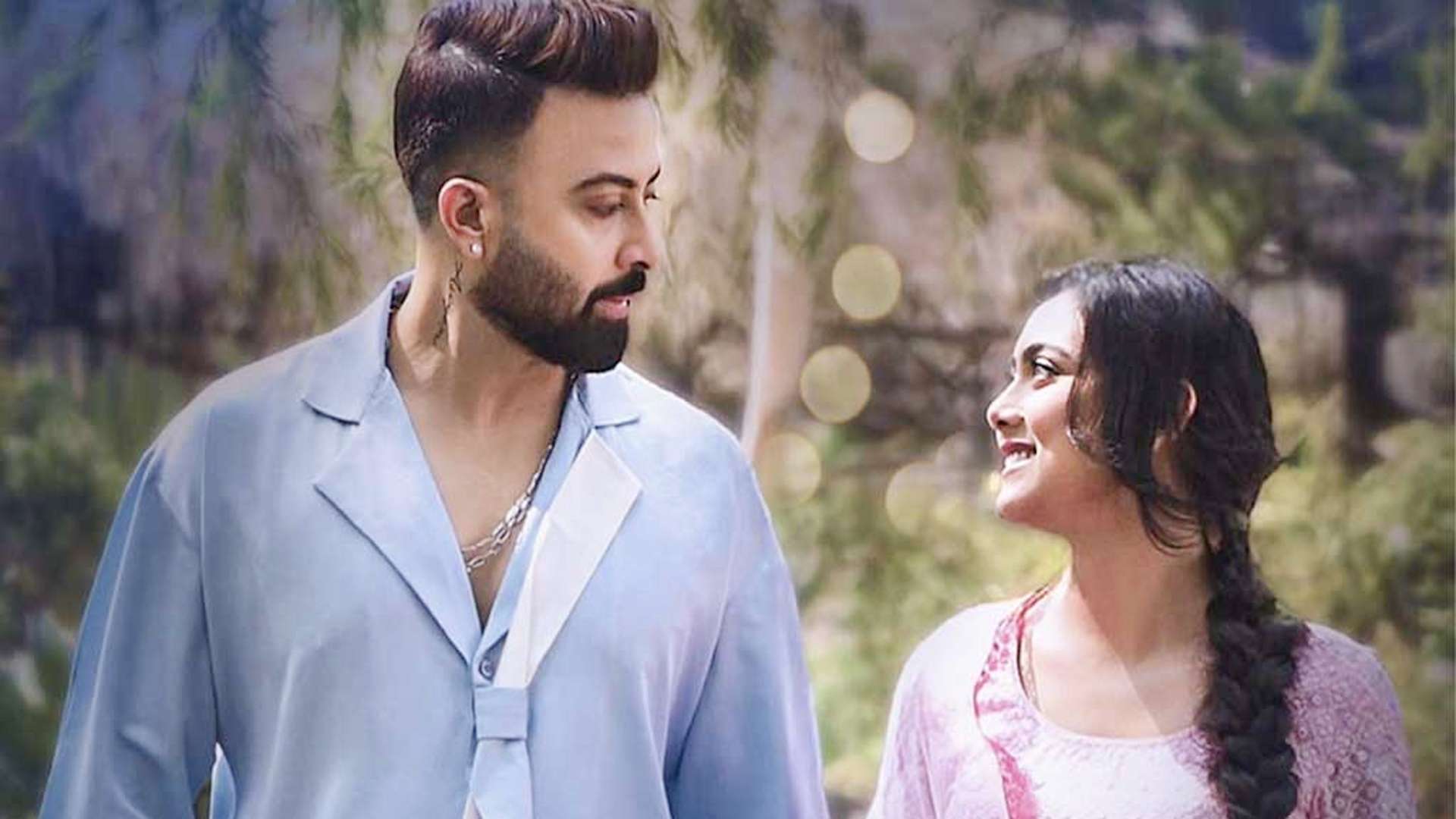 শাকিবের সঙ্গে অভিনয়ের প্রস্তাব নিয়ে একি বললেন ইধিকা?