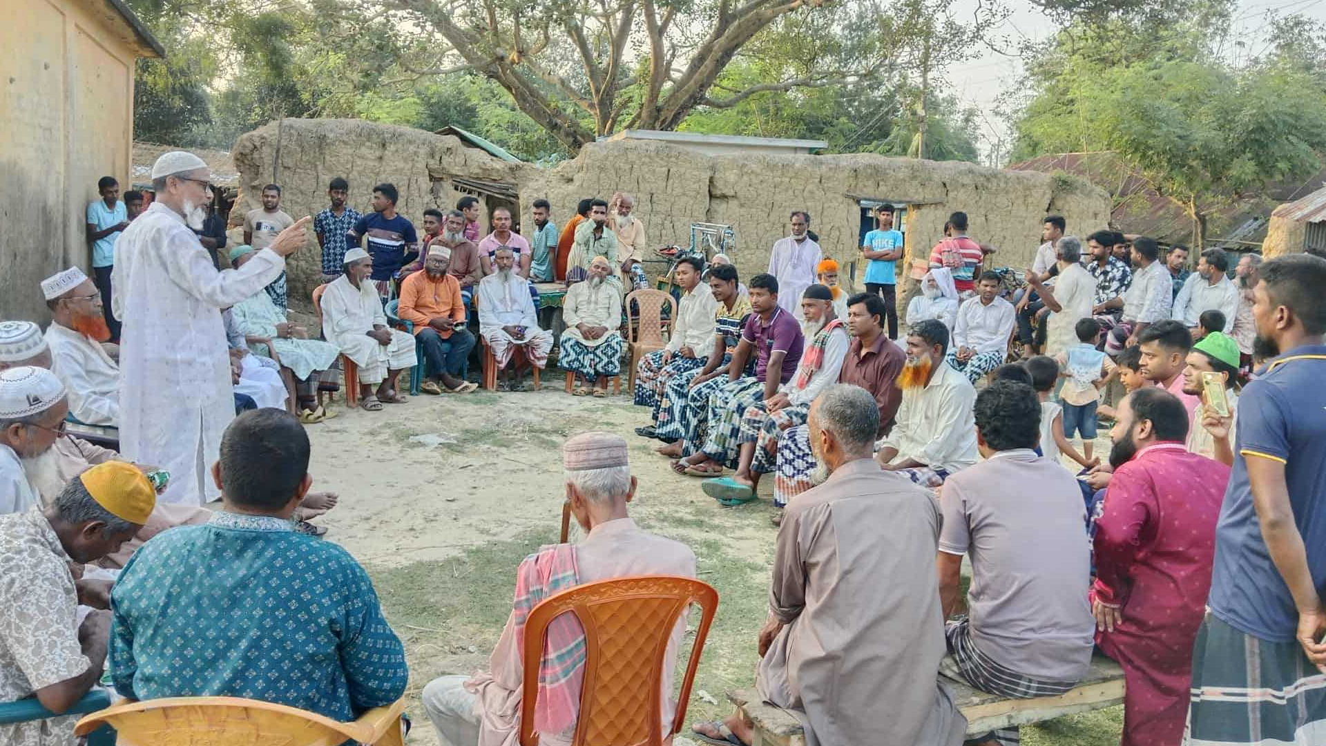 নাচোলে বিএনপির ২৮ নেতাকর্মী যোগ দিলো জামায়াতে