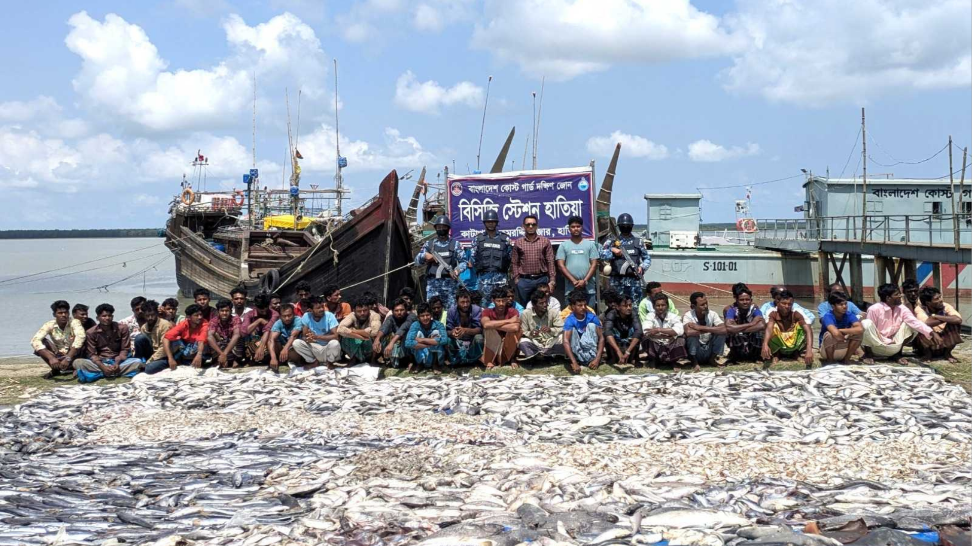 মেঘনায় ৪৫ জেলে আটক